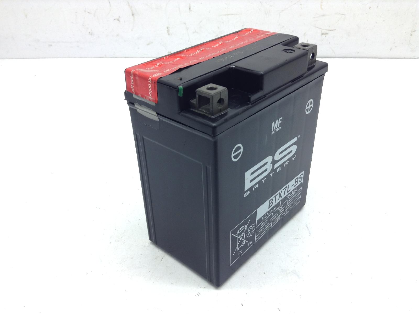 Piaggio vespa sprint 25km-h 50 batteria btx7l-bs 12 v 6 ah 2020 2020 cd0201
