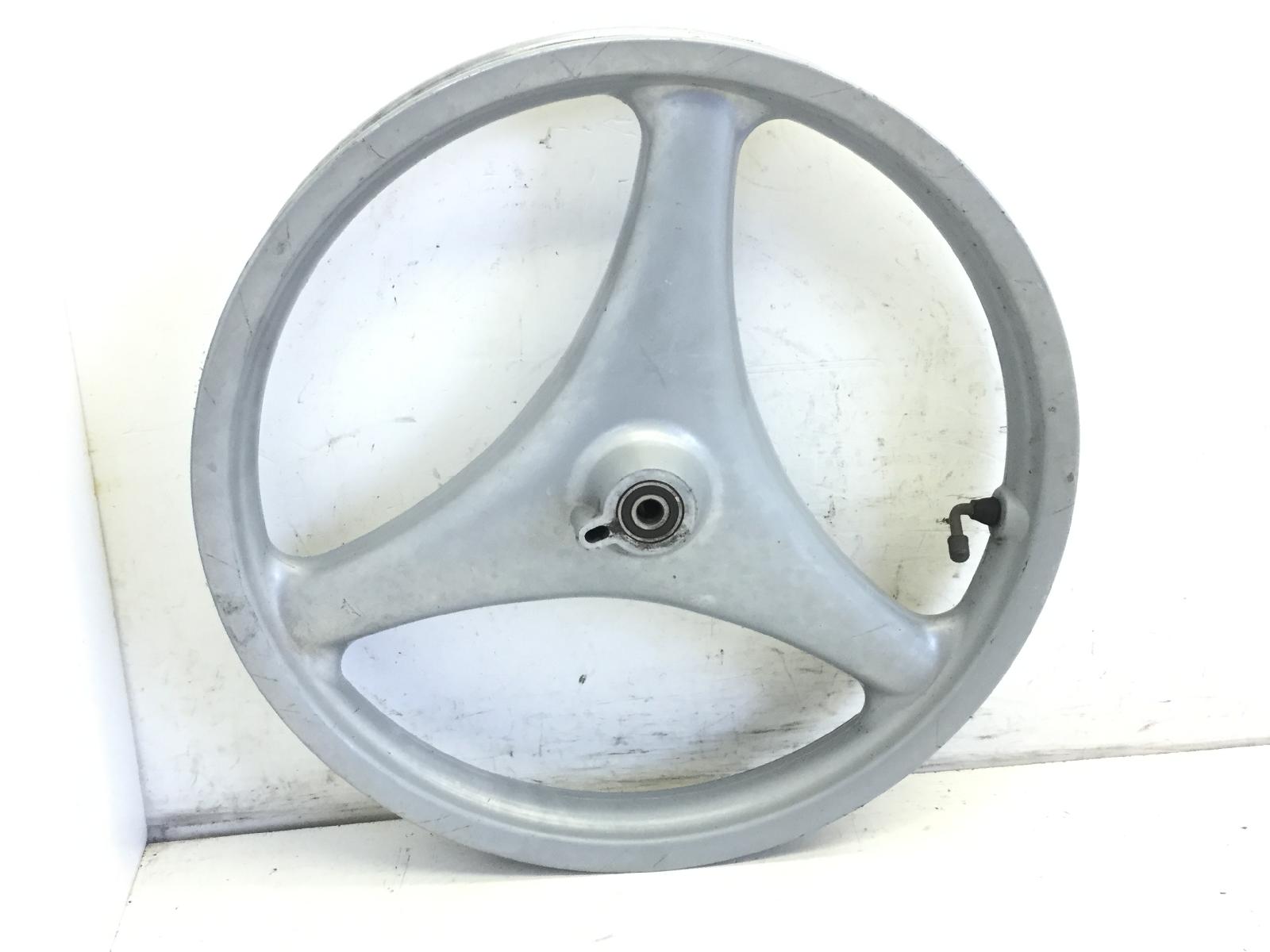 Malaguti ciak master 150 cerchio ruota anteriore 16 x 1.60 2004 2004 600000