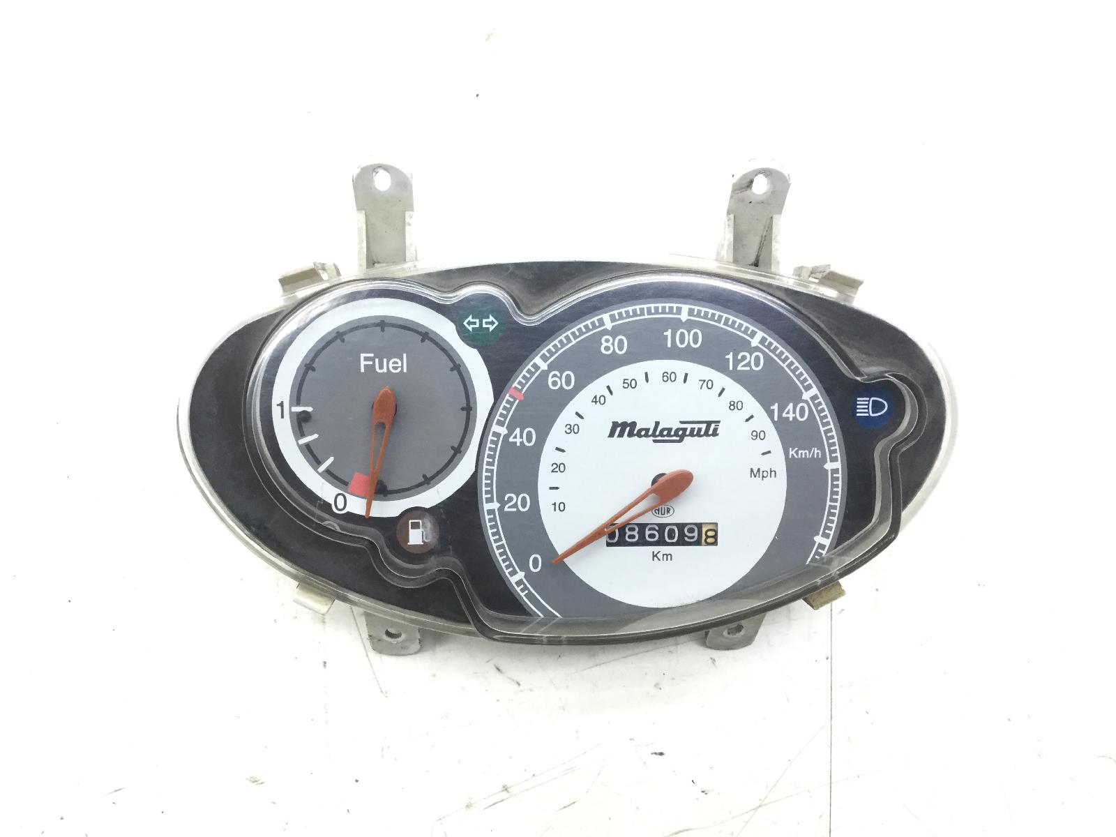 Malaguti ciak master 150 strumentazione contachilometri tachimetro 2004 2004 600000