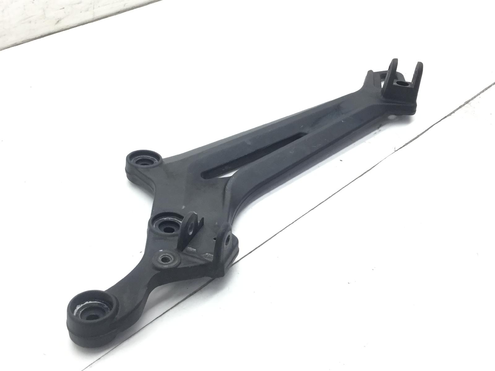 Benelli leoncino trail 800 piastra supporto pedana laterale sinistra 2022 2022 zbnp37014nb