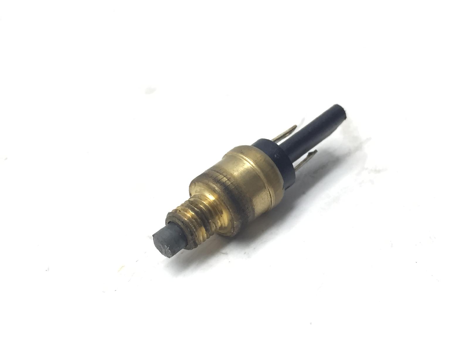 Peugeot zenith 2t 50 sensore stop microstop freno anteriore destro 1995 1997 vgatz052