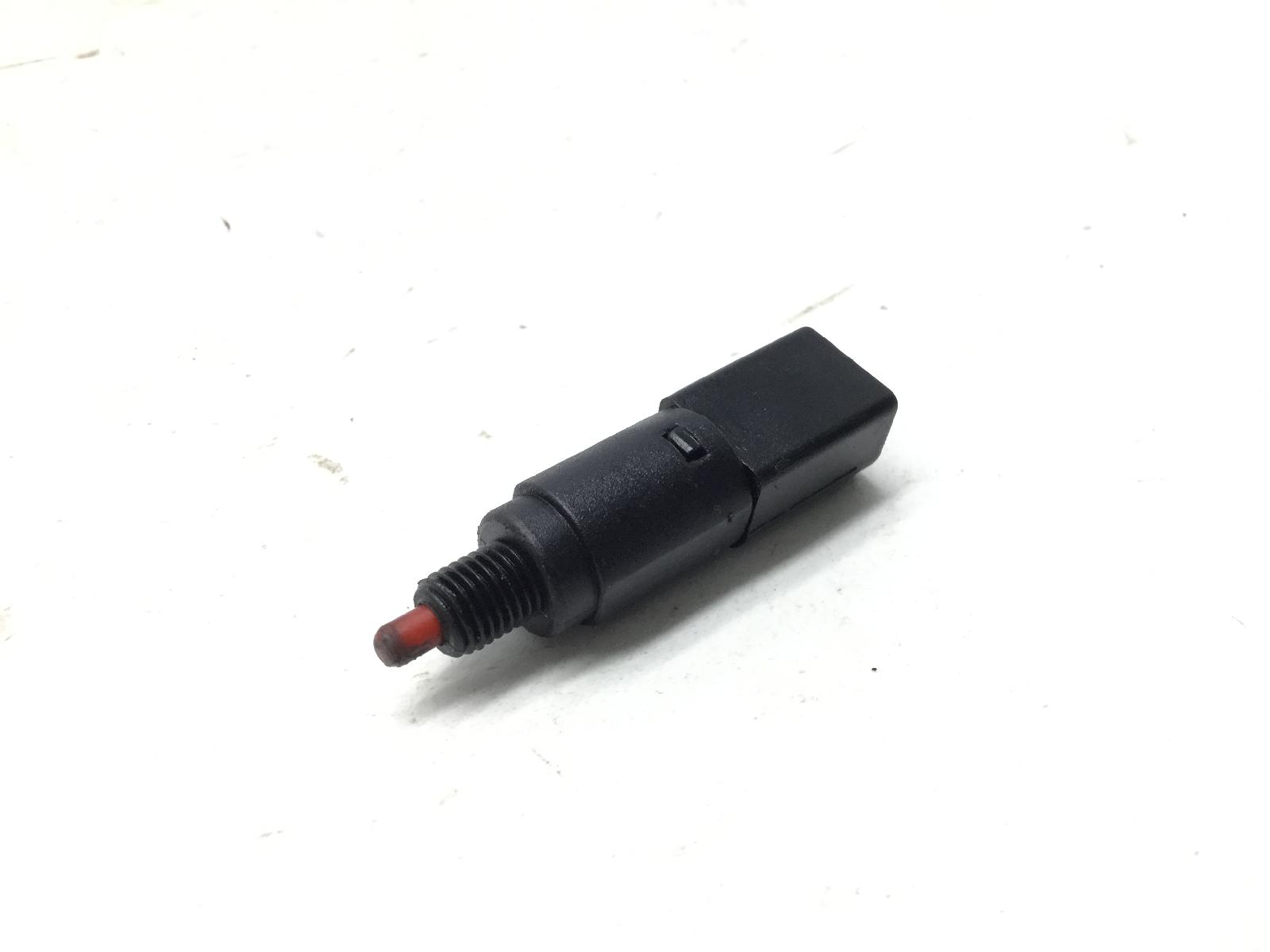Piaggio x8 street e2 125 sensore stop microstop freno posteriore sinistro 2006 2007 m49100