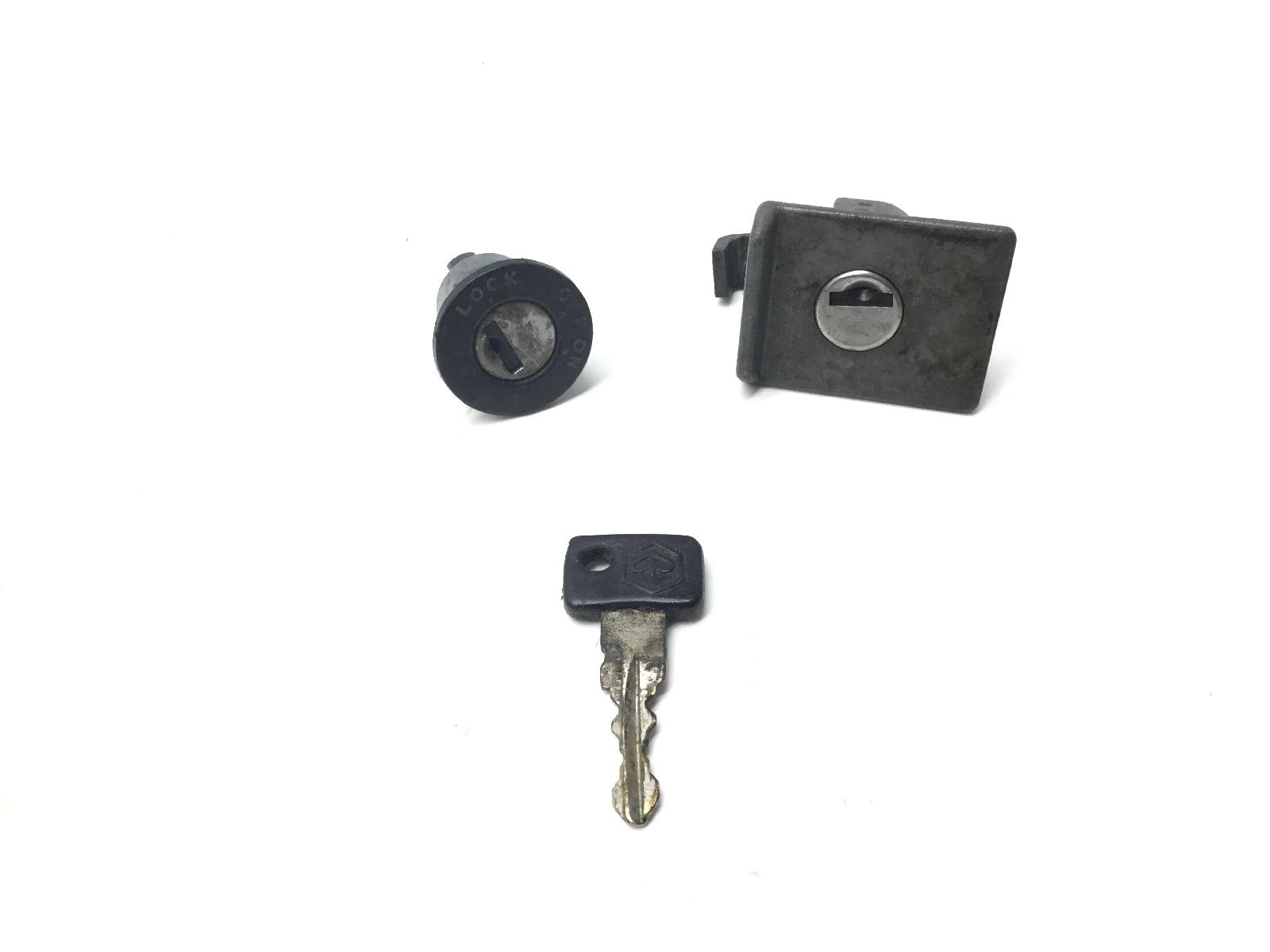 Piaggio vespa px 125 blocchetto accensione serratura e chiave 1998 2001