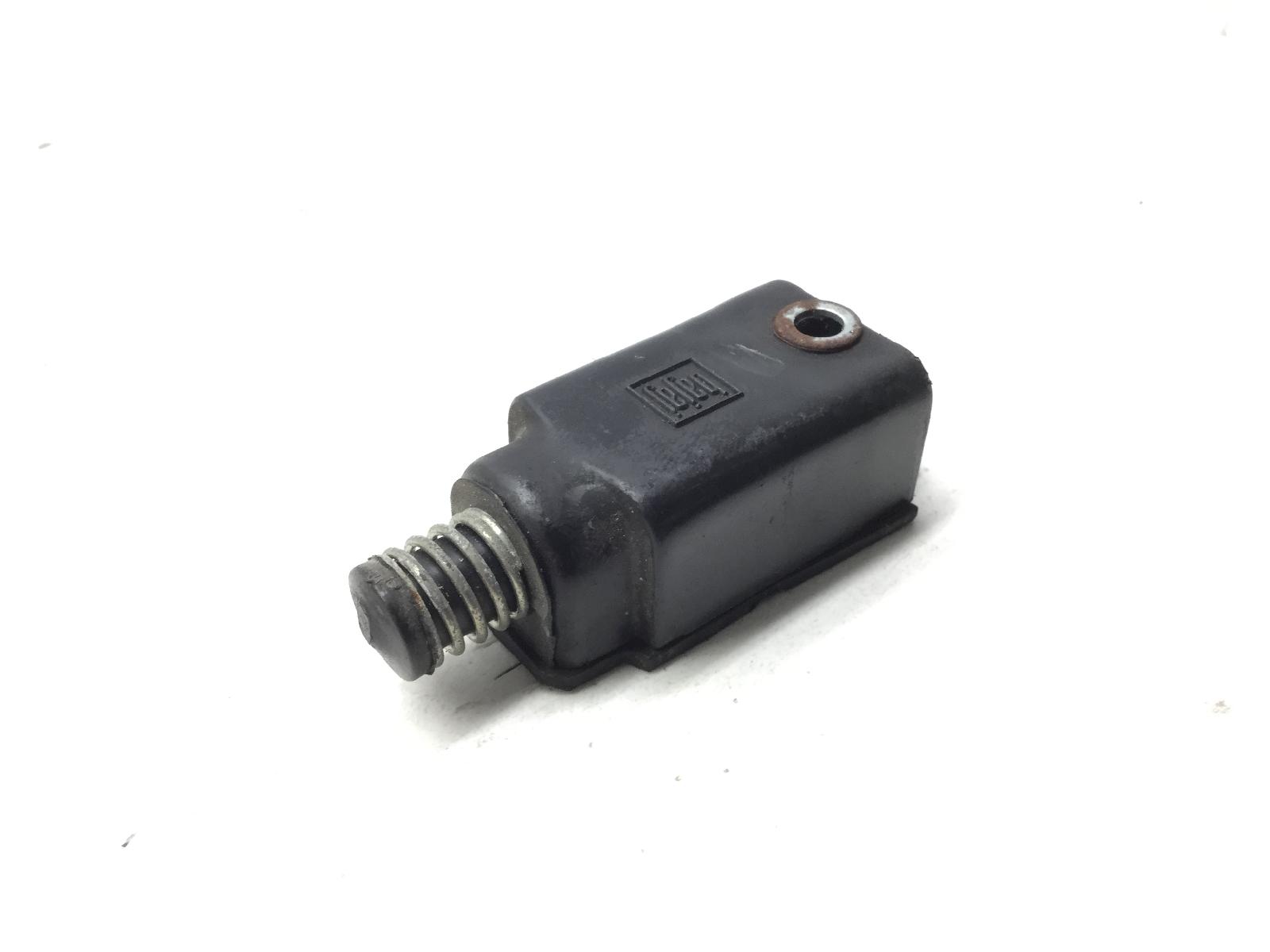 Bajaj chetak classic 150 sensore stop microstop freno posteriore 1995 1997 md2301120s