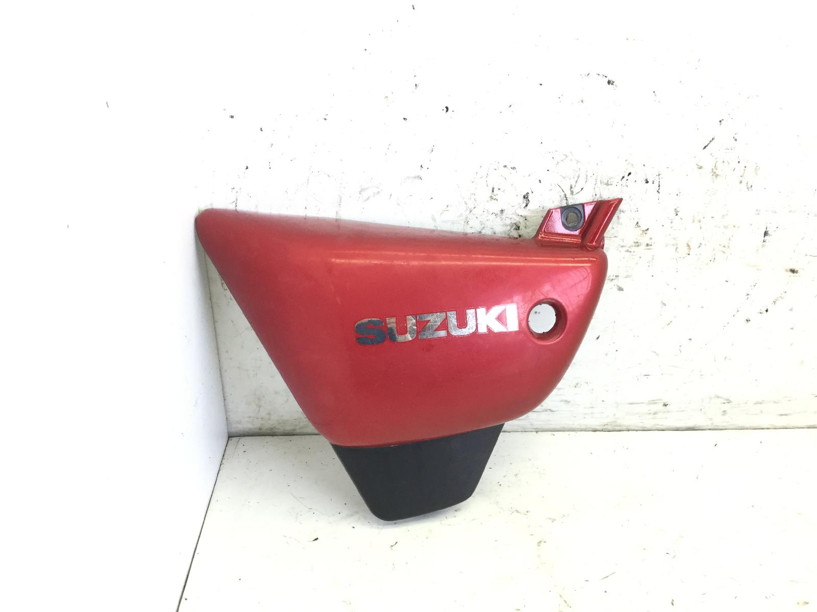Carena fianchetto sottosella sinistro suzuki gz marauder 250 2002 2002 ar141