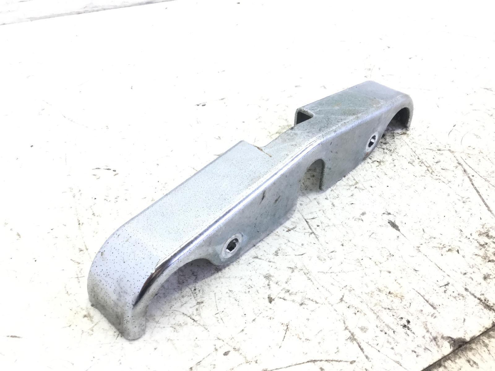 Carena modanatura piastra inferiore cristo forcella suzuki gz marauder 250 2002 2002 ar141