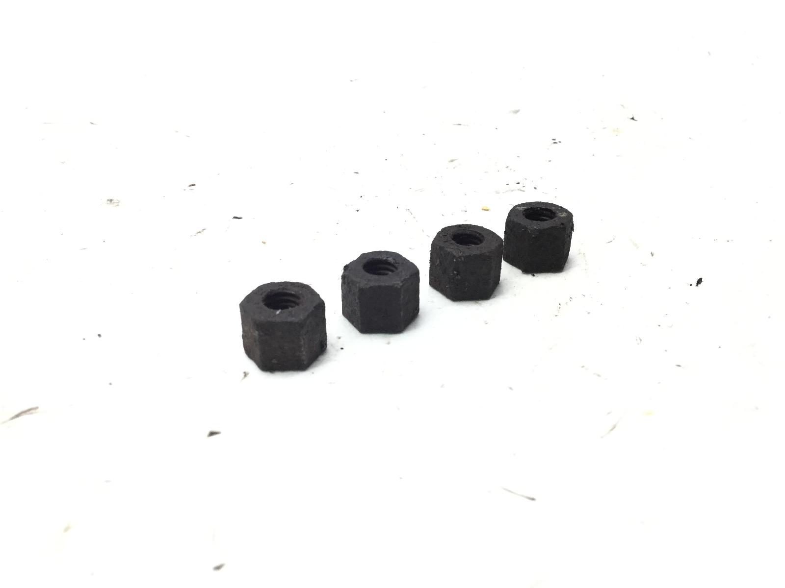 Moto guzzi v35 ii 350 kit 4 viti fissaggio ghiere flange scarico marmitta 1980 1985 pd