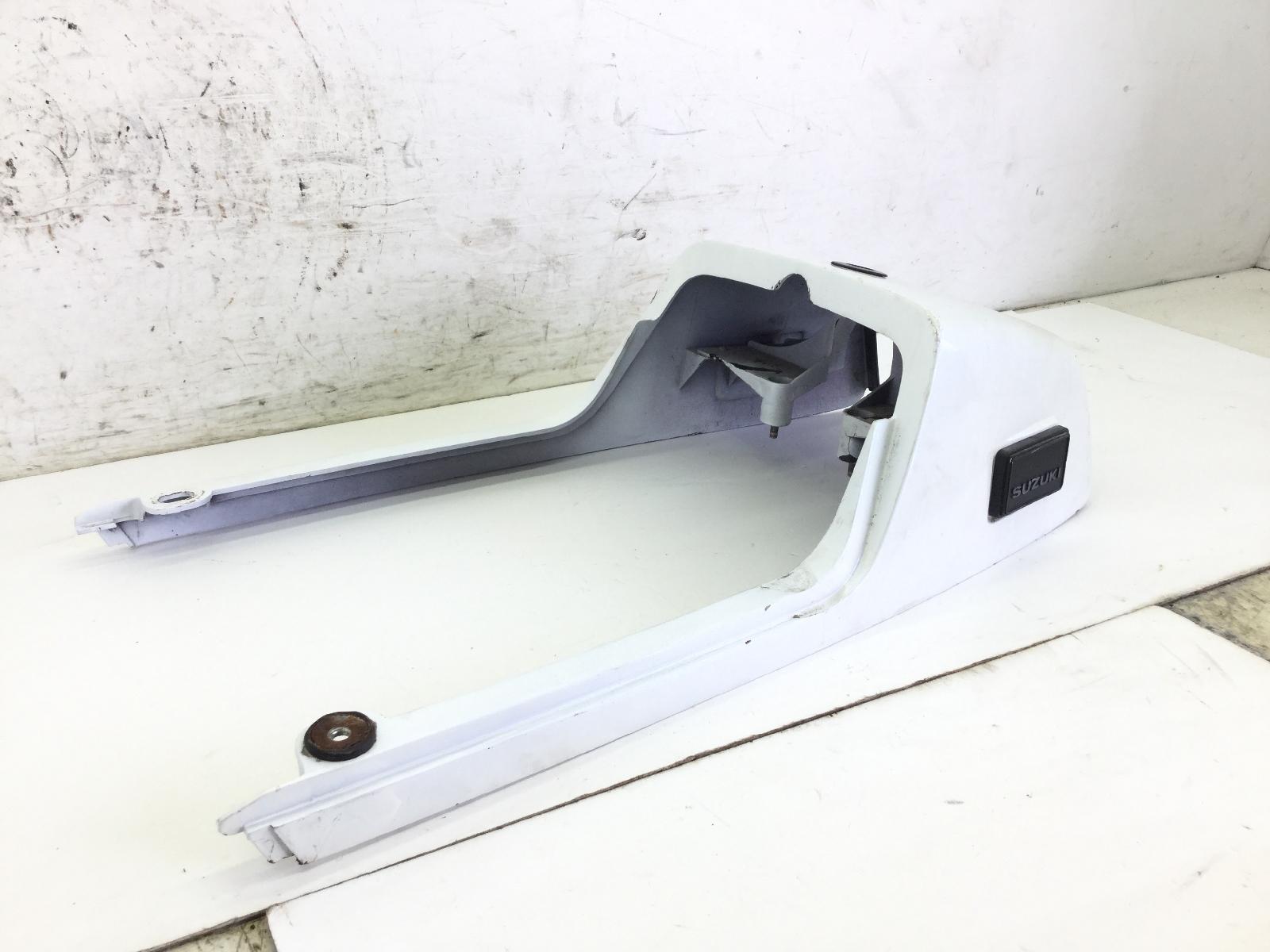 Suzuki gs 1100 gk 1100 carena coda codone posteriore 1982 1986 gu71d