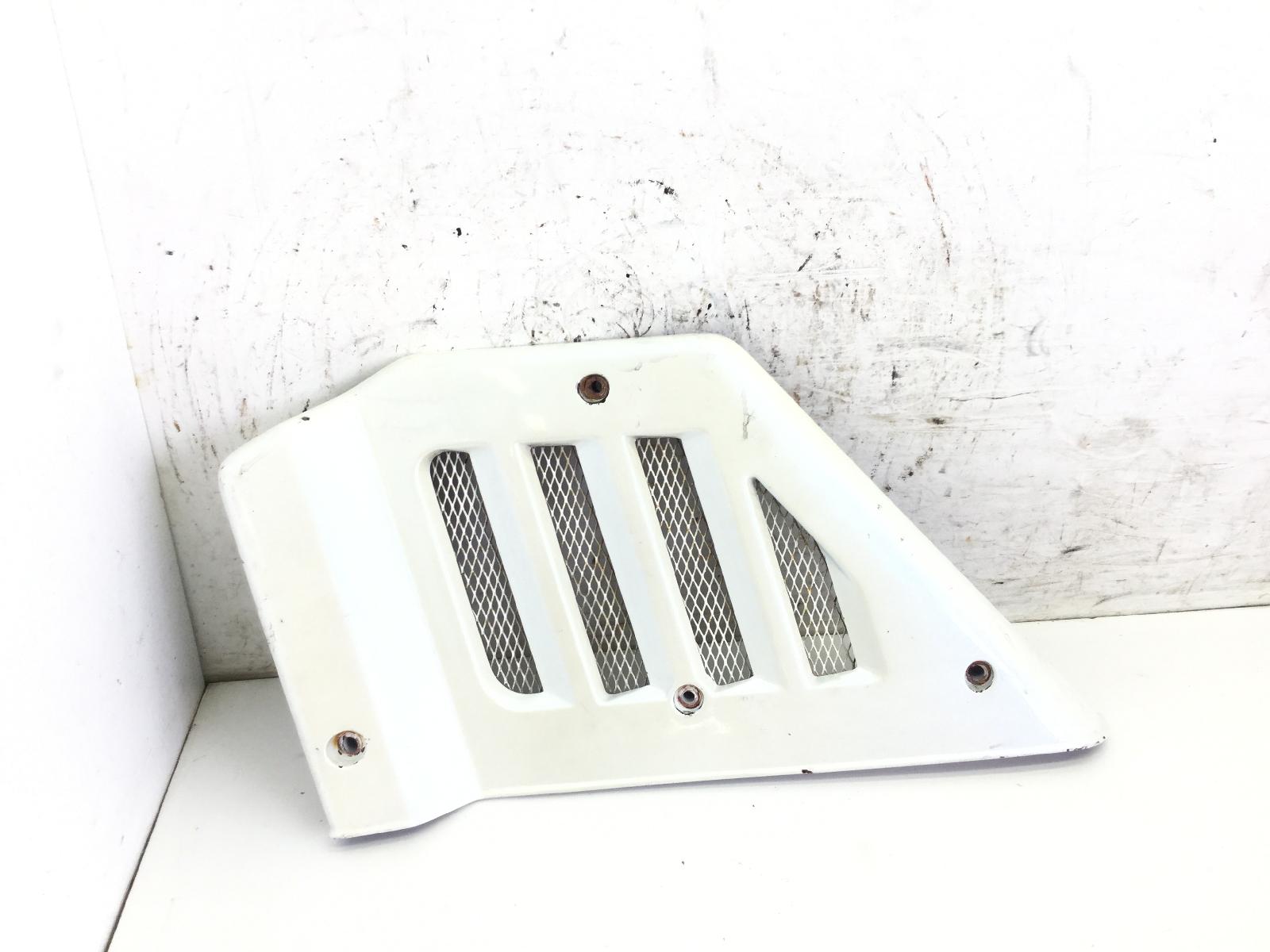 Carena griglia anteriore sinistra suzuki gs 1100 gk 1100 1982 1986 gu71d