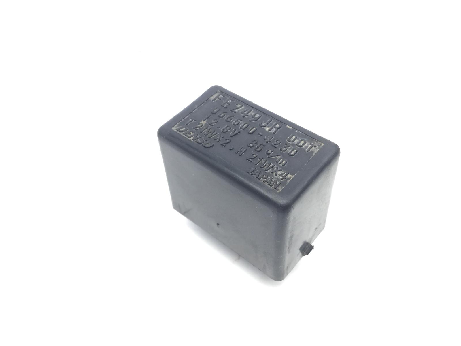 Suzuki gsf bandit s 650 rele' intermittenza frecce 2005 2006 b5111