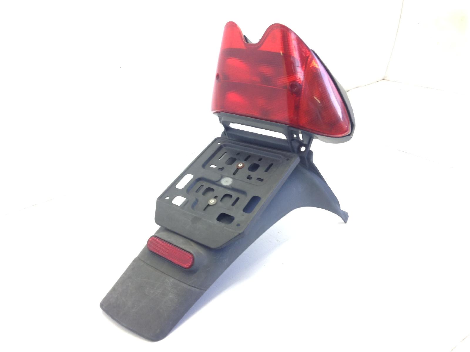 Piaggio skipper lx 2t 125 parafango posteriore portatarga supporto fanale 1998 1999 m120