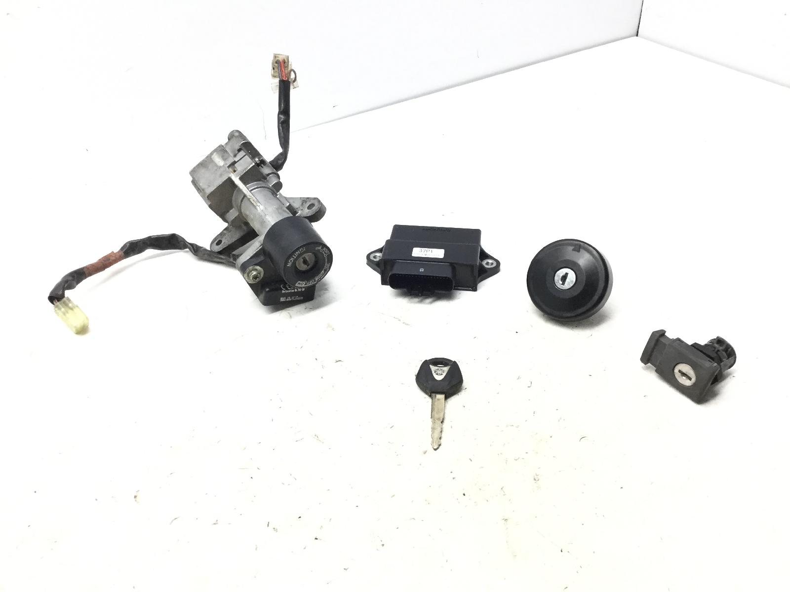 Yamaha x-max yp ra abs 250 blocchetto accensione centralina tappo e chiave 2012 2013 sg252