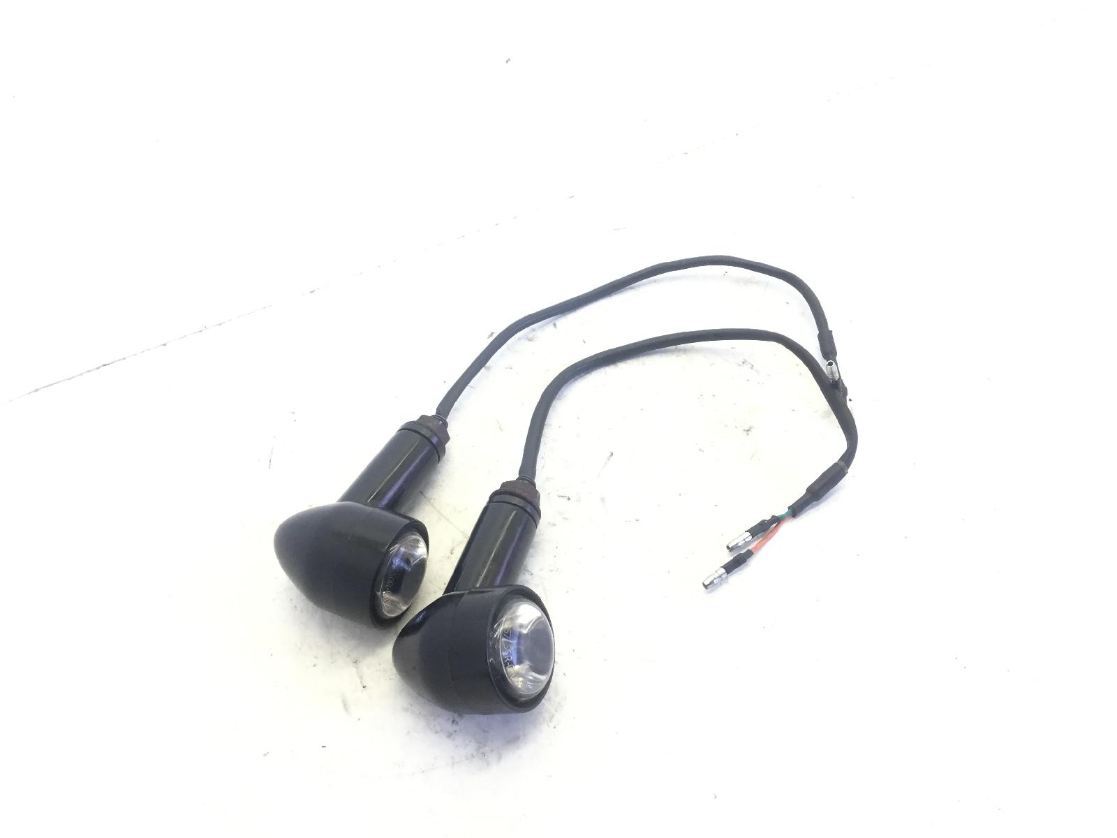 Ksr moto onyx 2t pick-up 50 coppia frecce led anteriori 2014 2017 va4b55022hb