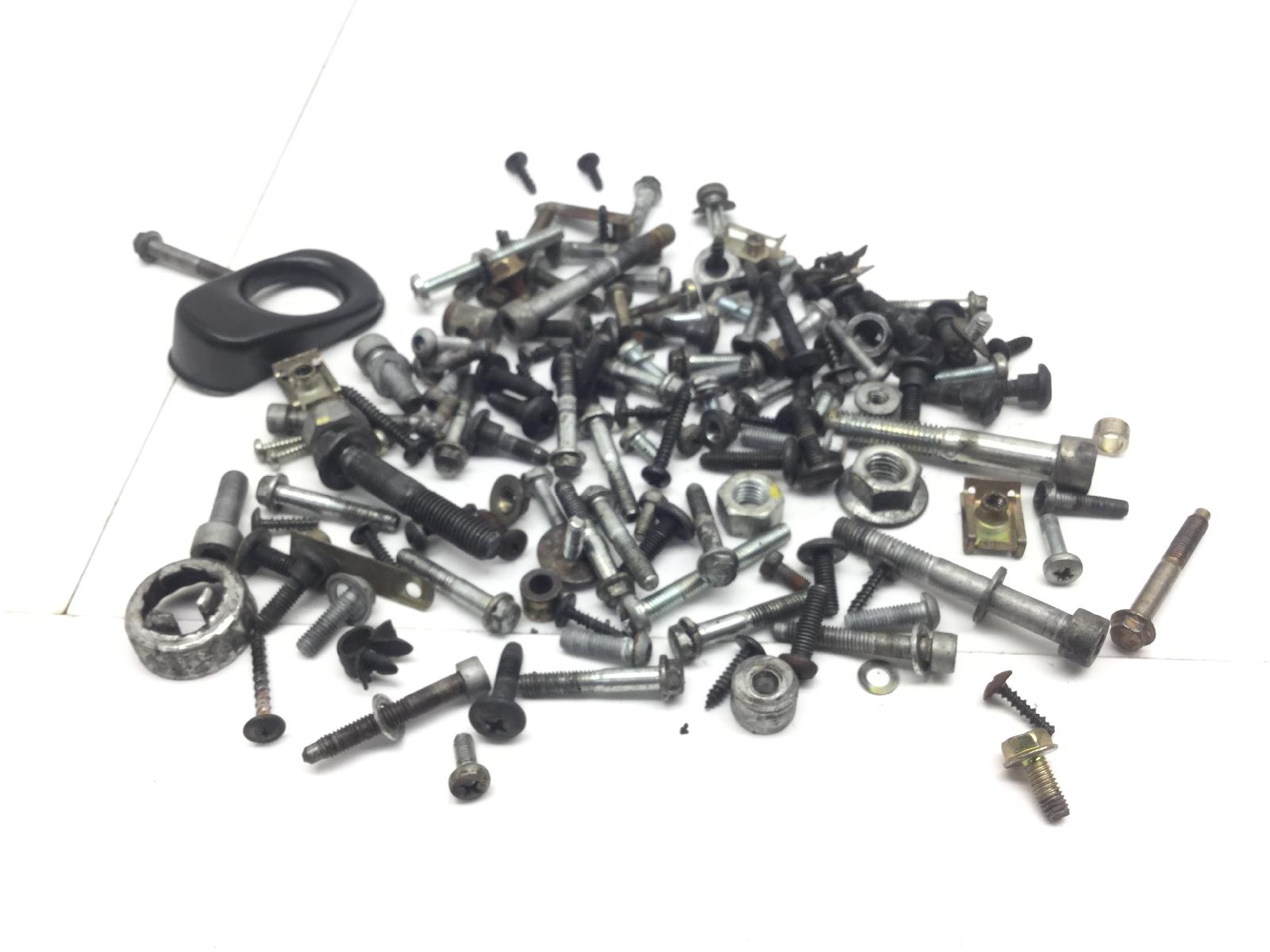 Piaggio liberty 2t rst 50 kit viti bulloni bulloneria assortita 2004 2004 c42100