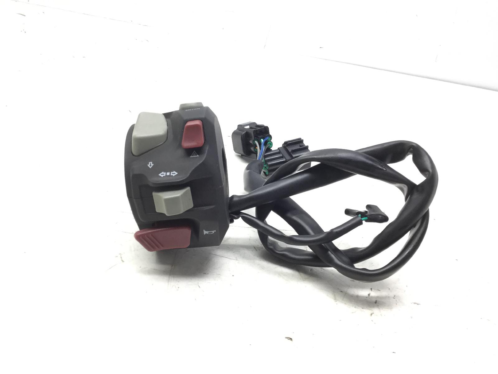 Voge trofeo 525 acx scrambler 500 devio commutatore luci frecce sinistro 2023 2025 llcvpr1v6pa