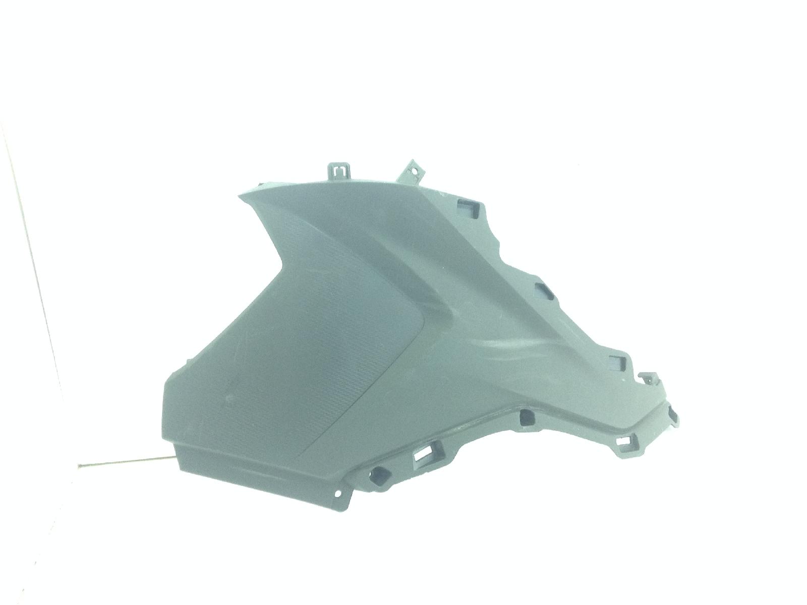 Voge sfida sr16 125 carena coperchio centrale destro 2025 2025 llcvt1a02sc