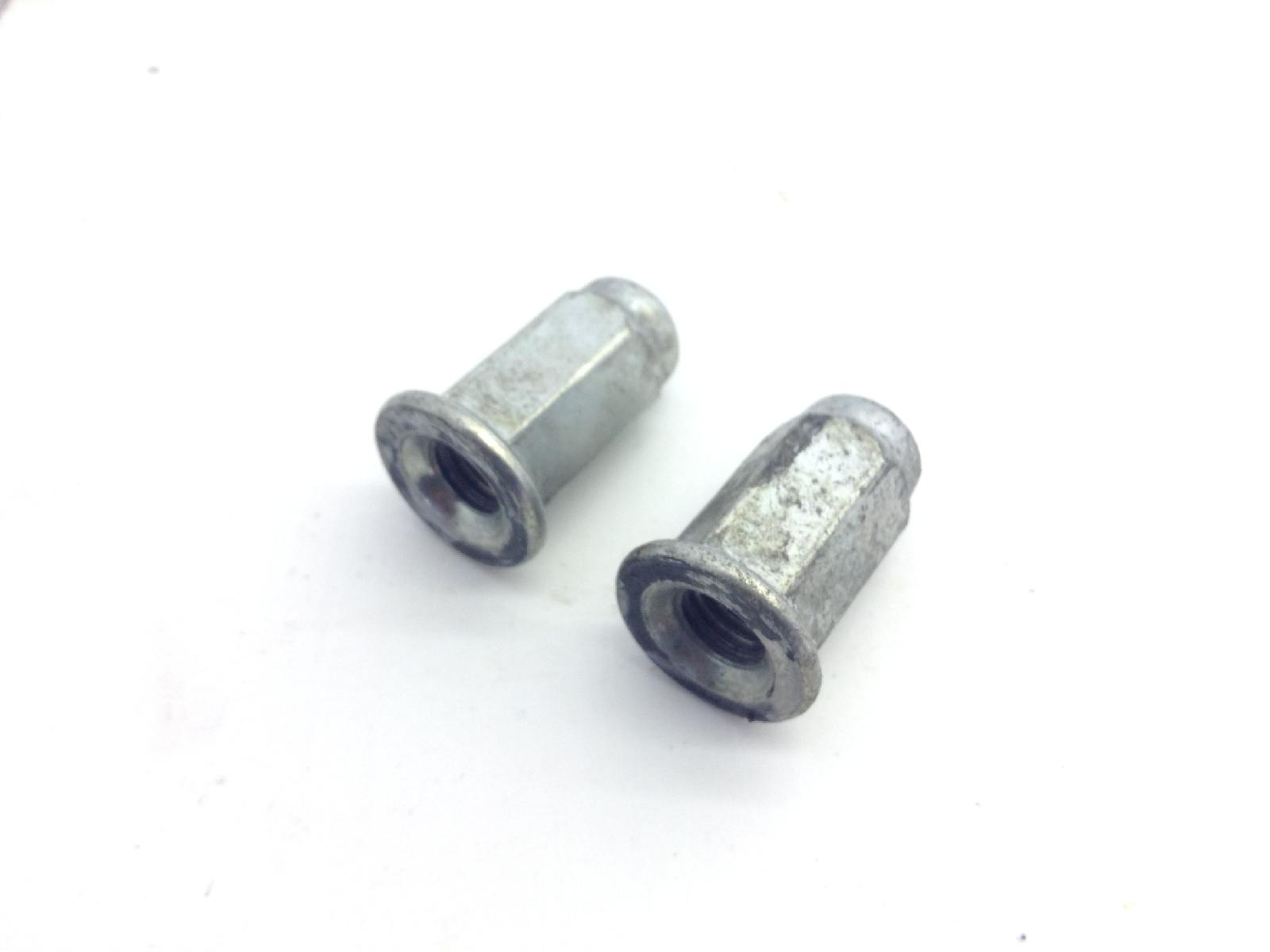 Voge sfida sr16 125 coppia dadi fissaggio collettore scarico marmitta 2025 2025 llcvt1a02sc