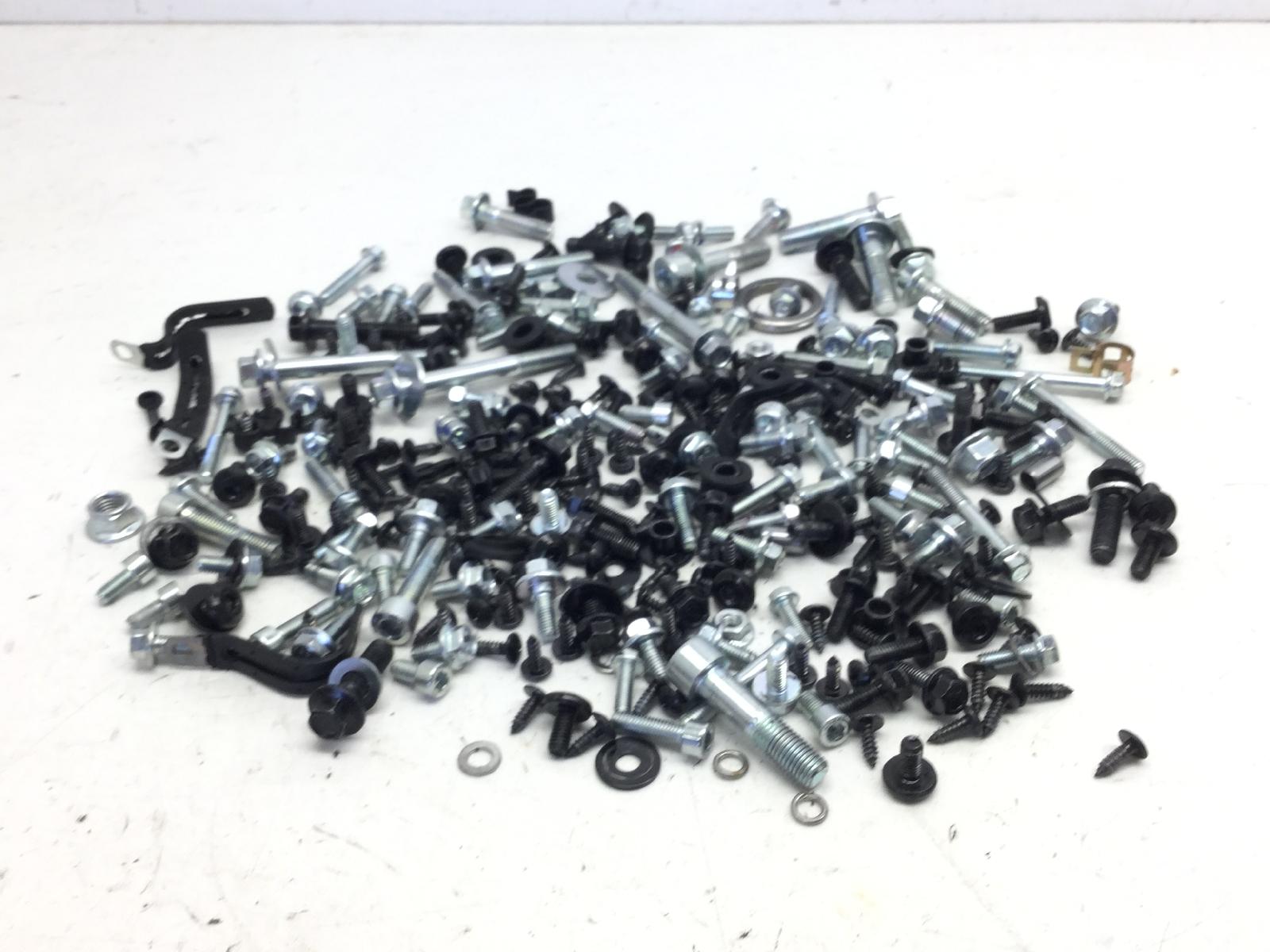 Voge sfida sr16 125 kit viti bulloni bulloneria telaio assortiti 2025 2025 llcvt1a0