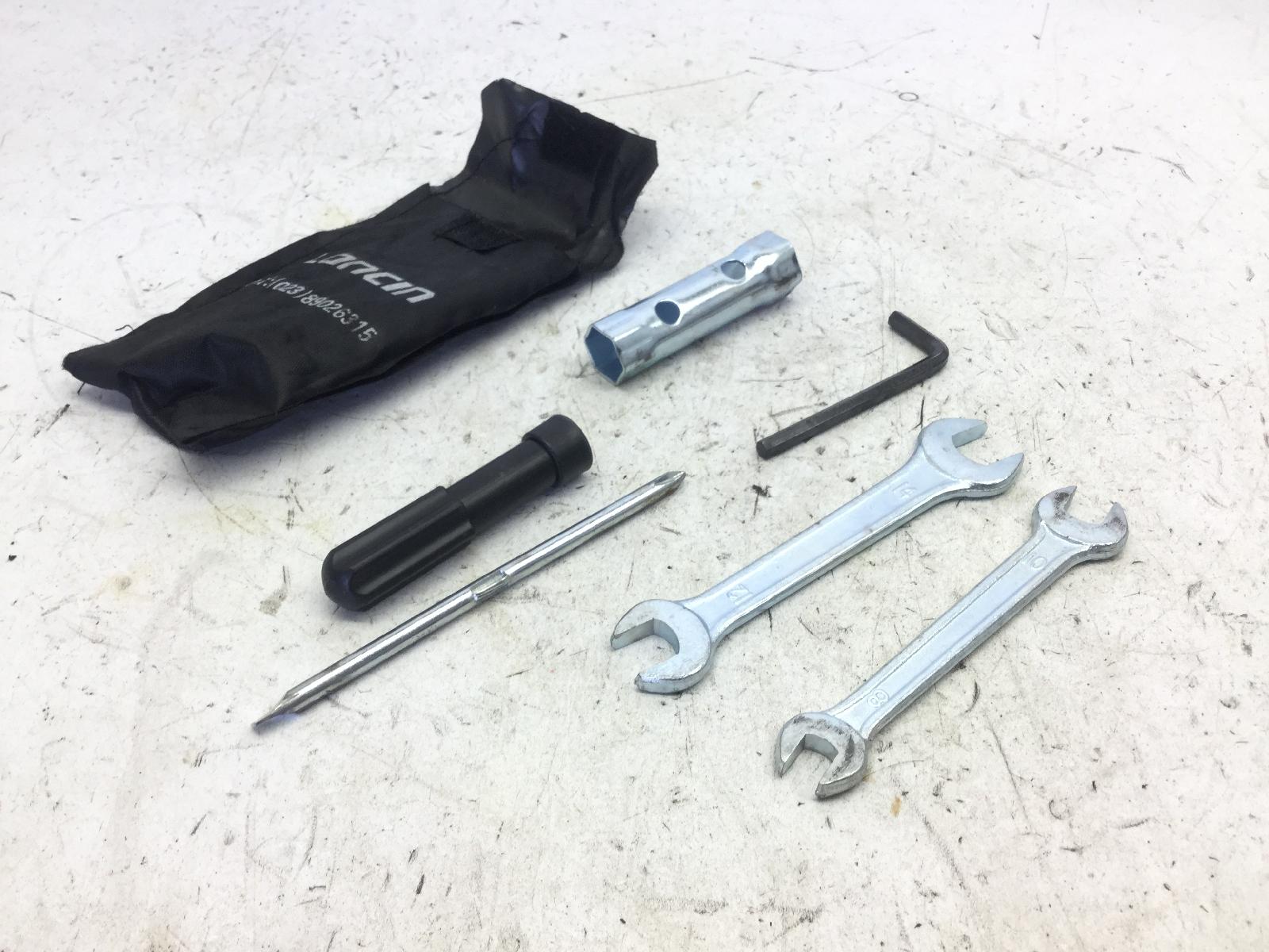 Voge sfida sr16 125 kit attrezzi attrezzatura di bordo 2025 2025 llcvt1a0
