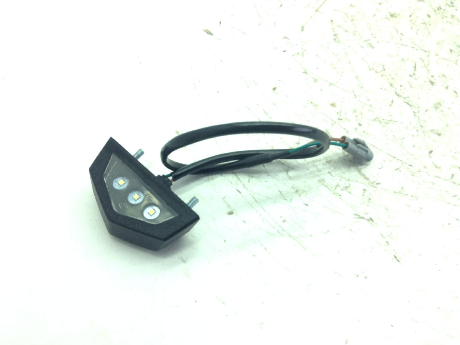 Voge sfida sr16 125 luce parafango posteriore portatarga 2025 2025 llcvt1a0