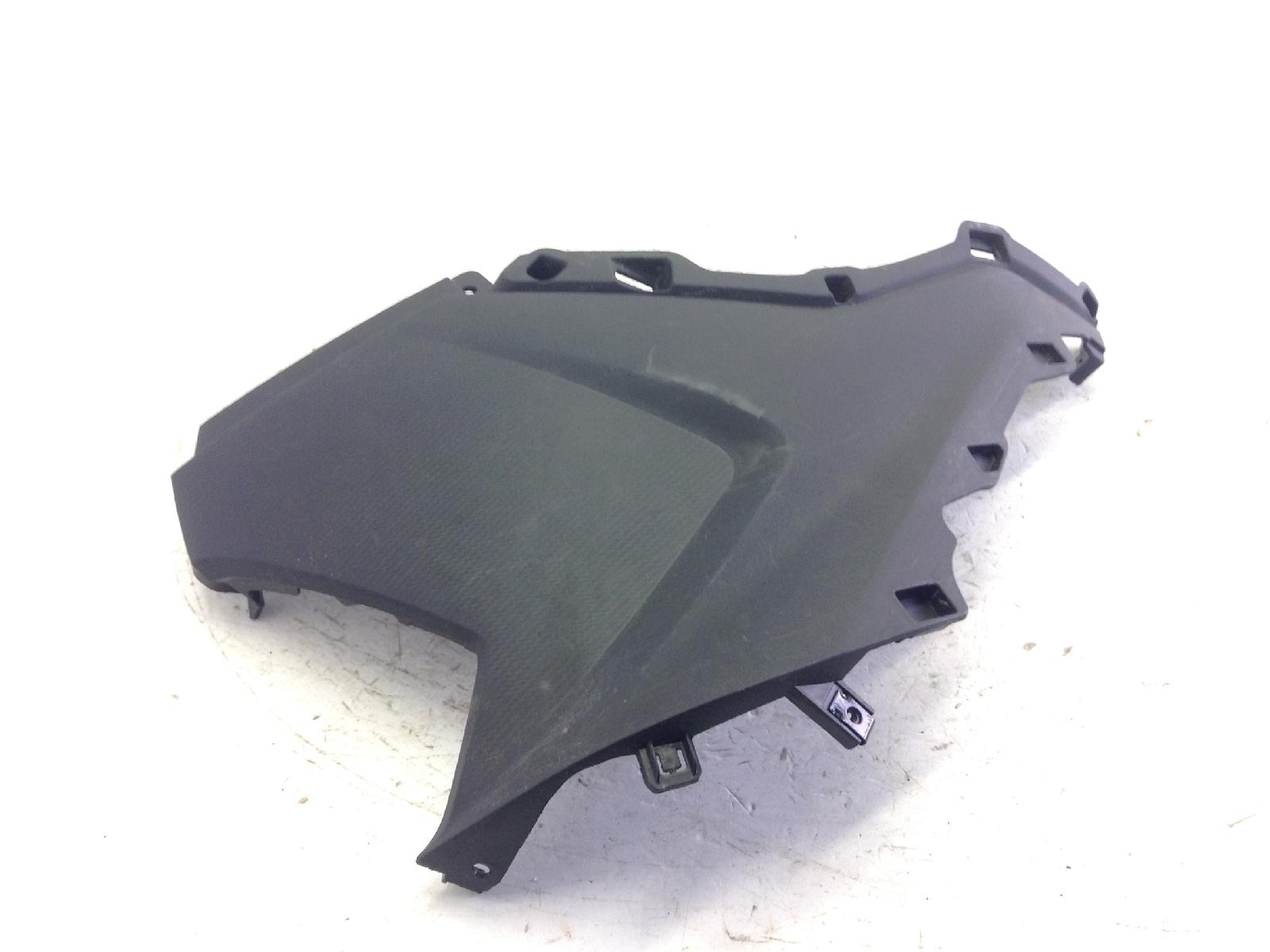 Voge sfida sr16 125 carena coperchio centrale sinistro 2025 2025 llcvt1a0
