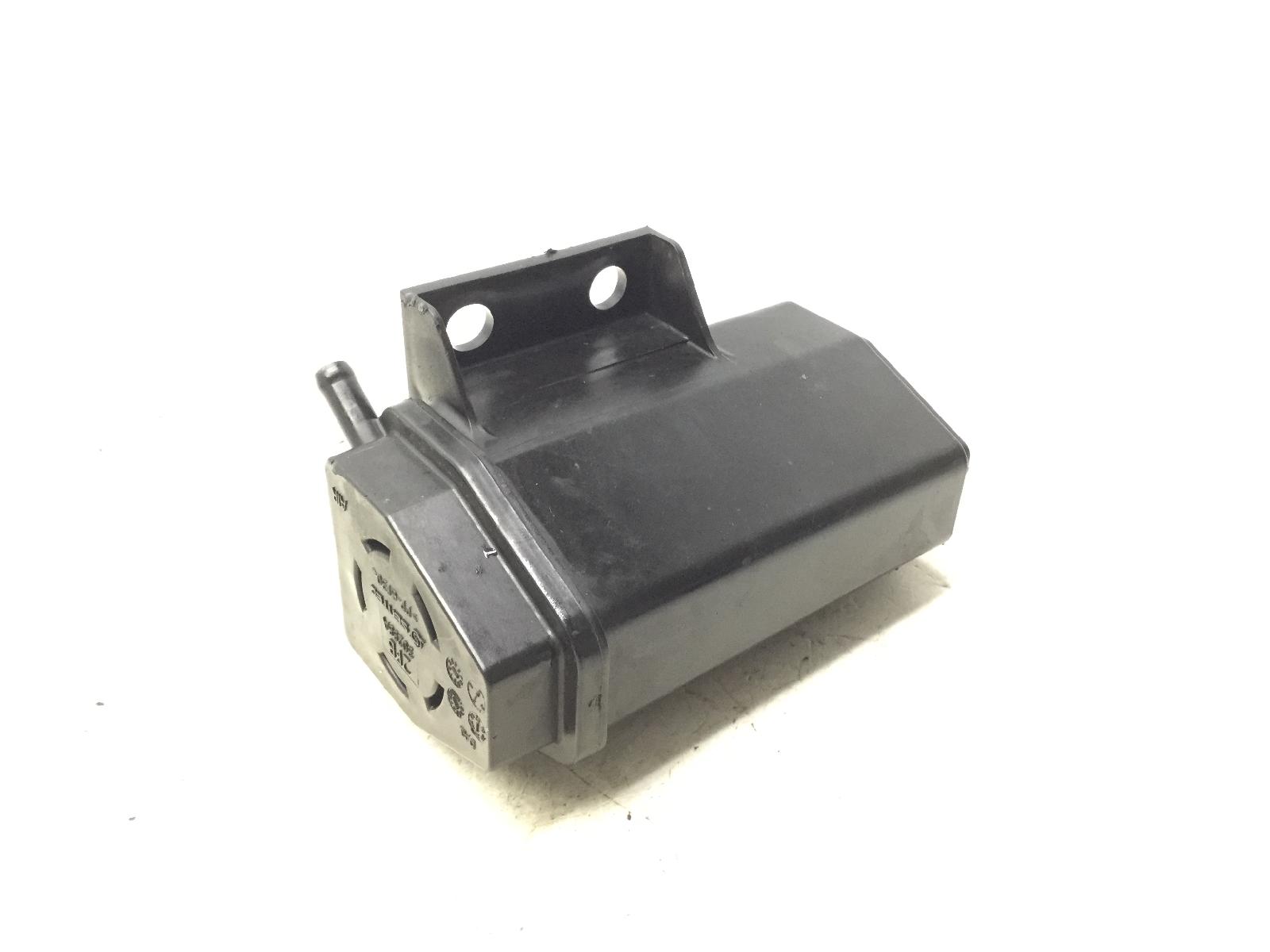 Yamaha xsr 125 canister 2021 2021 re441