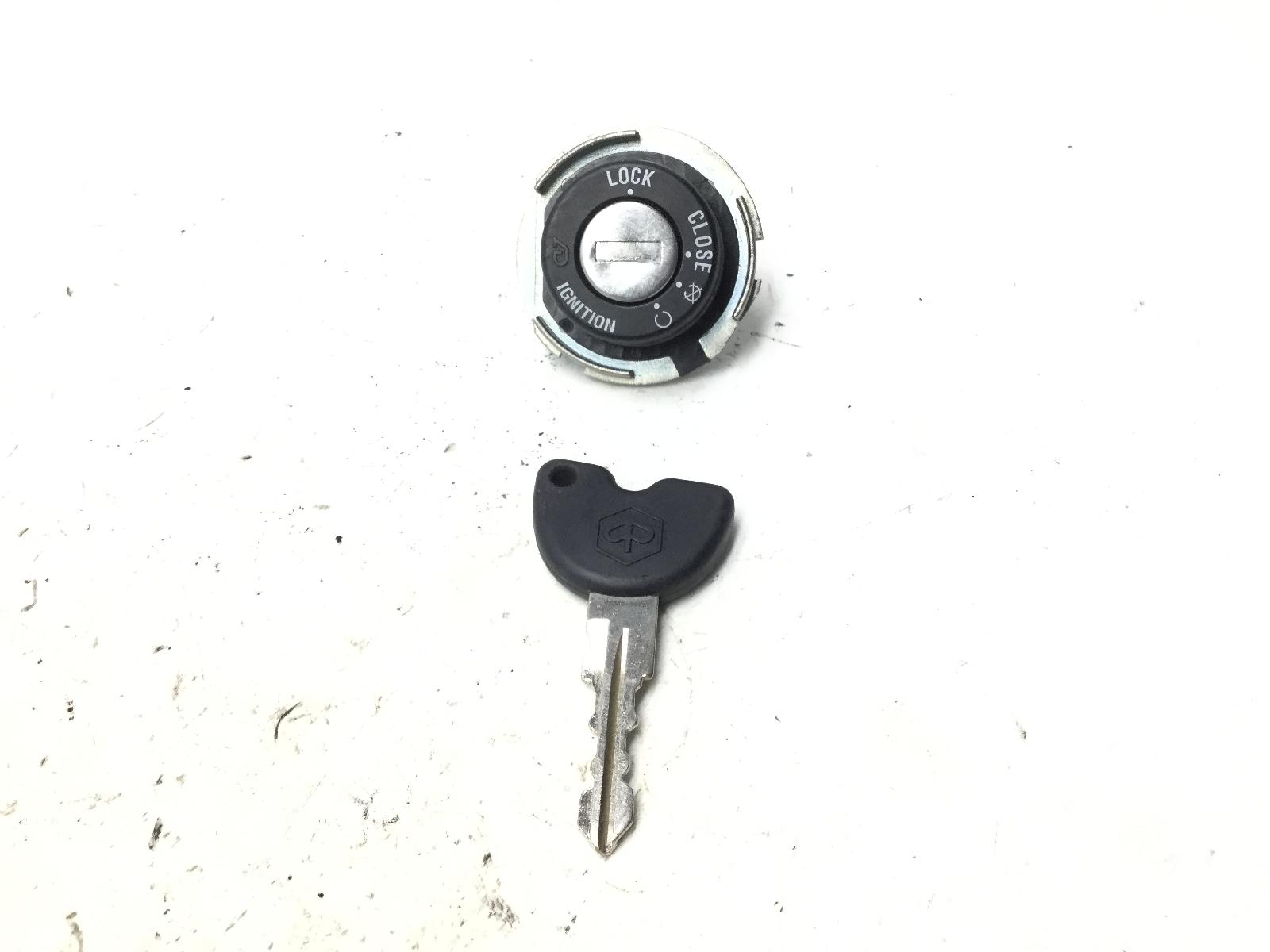 Piaggio liberty iget 4t 3v e5 50 blocchetto accensione e chiave 2021 2023 rp8cd1100