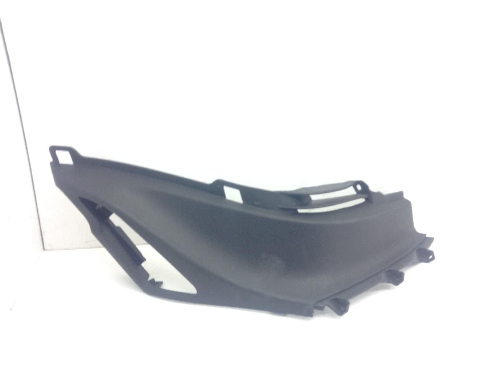 Piaggio liberty iget 4t 3v e5 50 carena fianchetto pedana destro 2021 2023 rp8cd1100