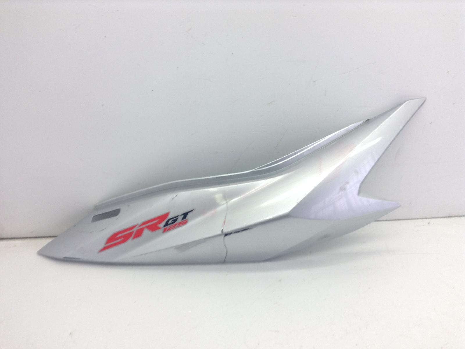 Aprilia sr compact gt cbs 125 carena fiancata posteriore destra - rottura 2021 2023 rp8md51