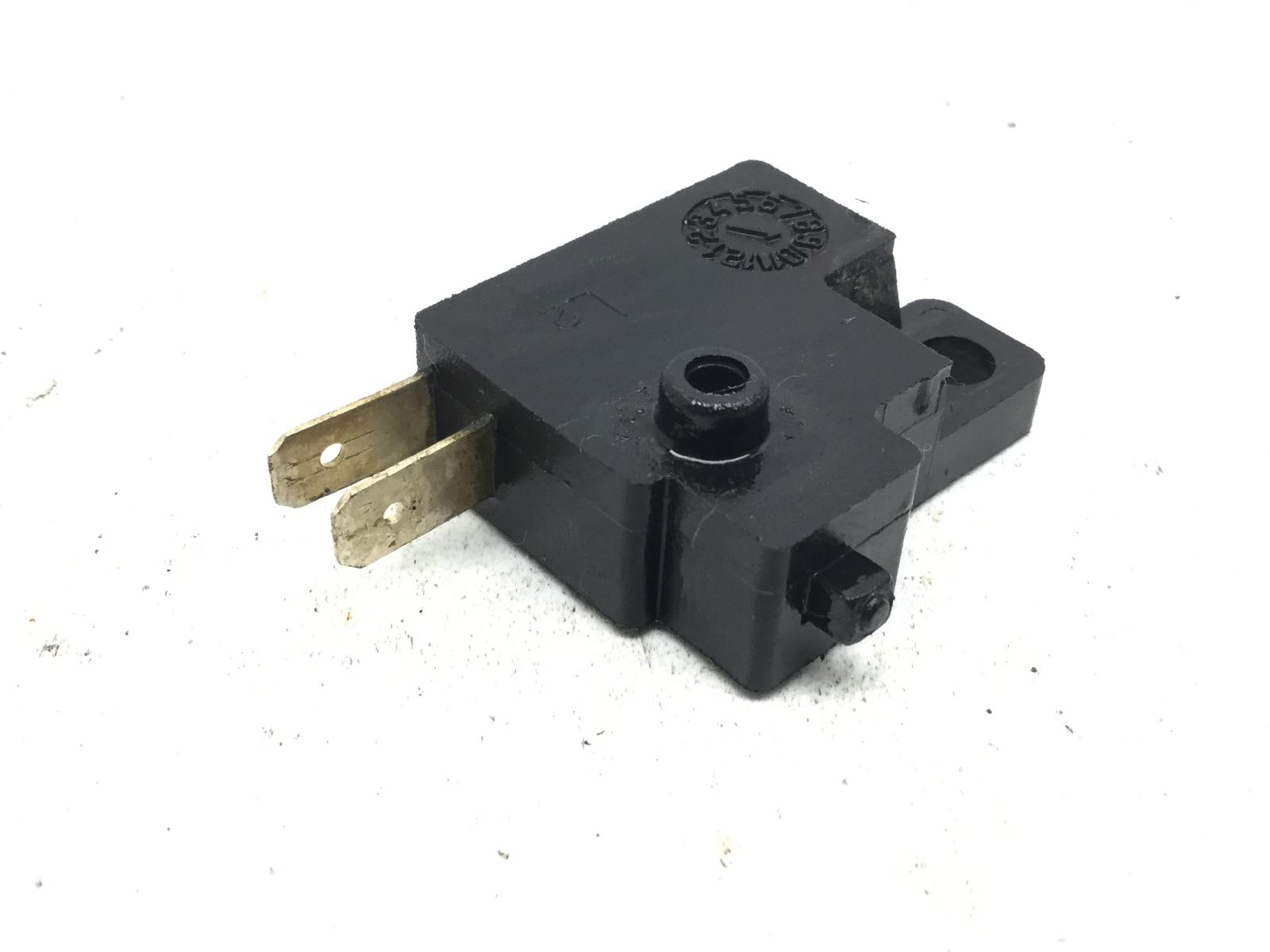 Kymco people gti e4 125 sensore stop microstop freno posteriore sinistro 2016 2016 v41010