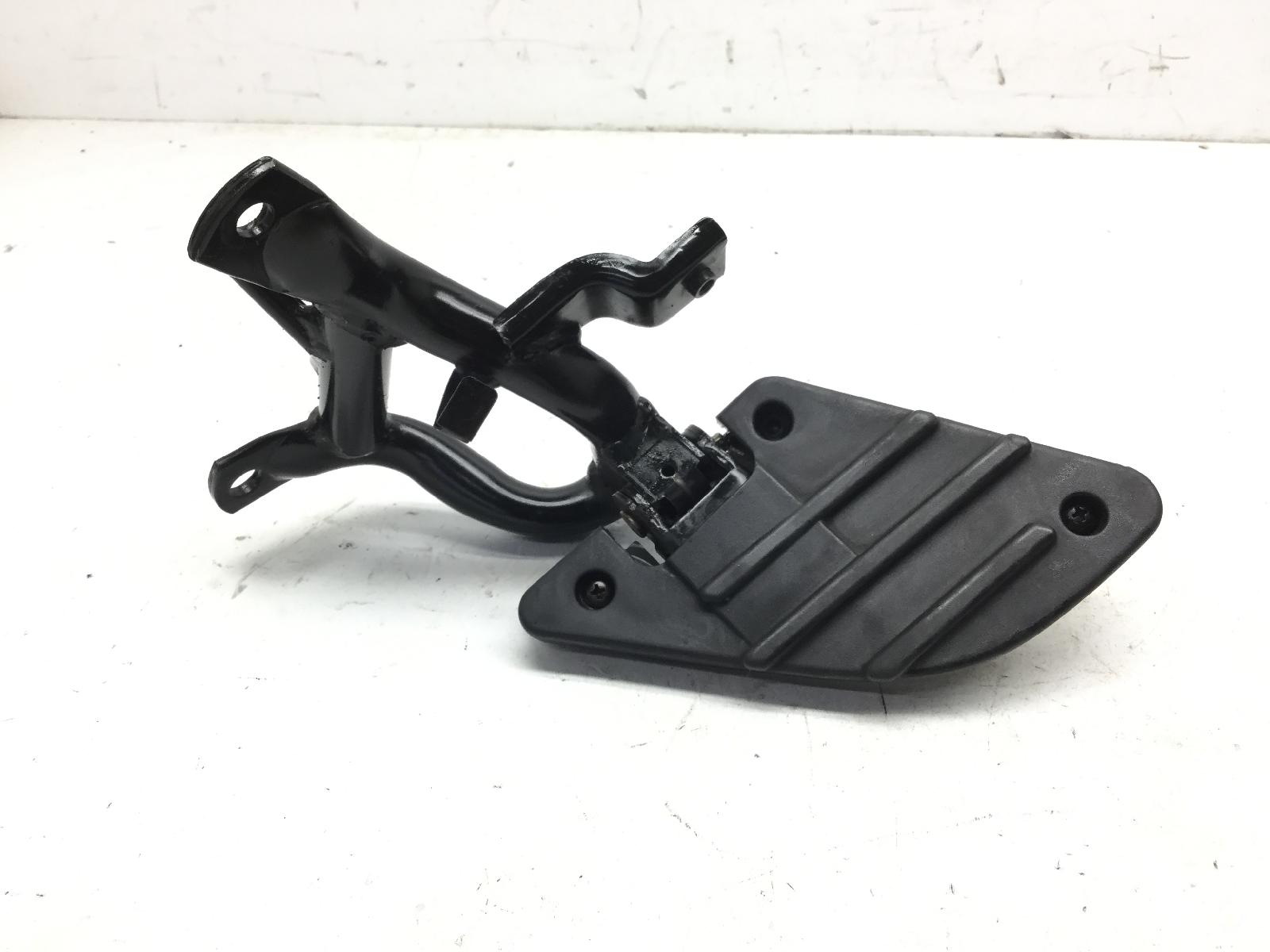 Kymco people gti e4 125 pedana poggiapiede posteriore sinistra e supporto 2016 2016 v41010
