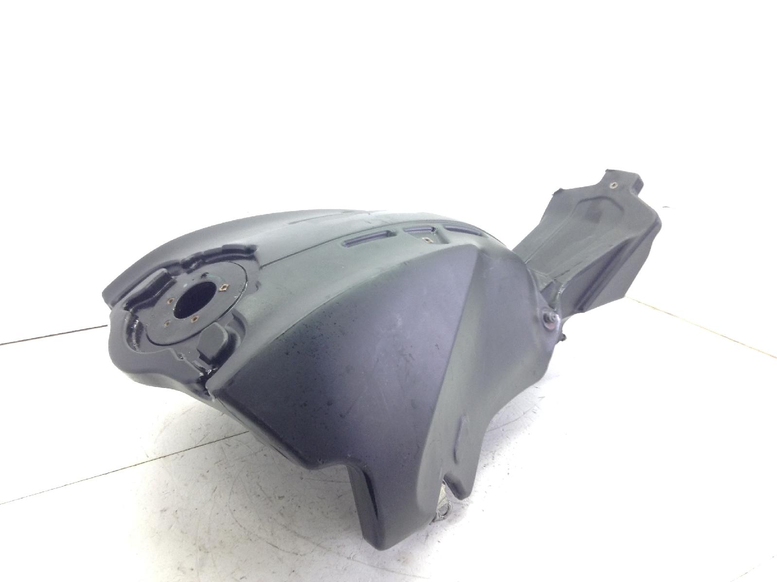 Ducati monster 696 700 serbatoio benzina carburante - difetti 2009 2009 m501aa