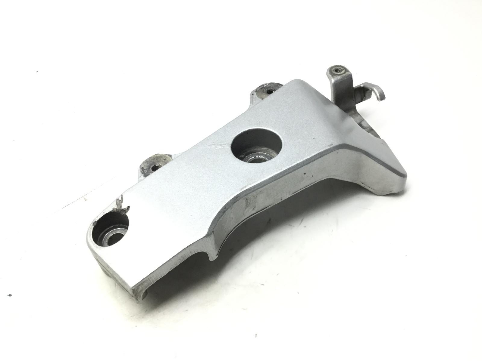 Honda hornet 600 staffa supporto motore destra 2002 2002 pc36a02f