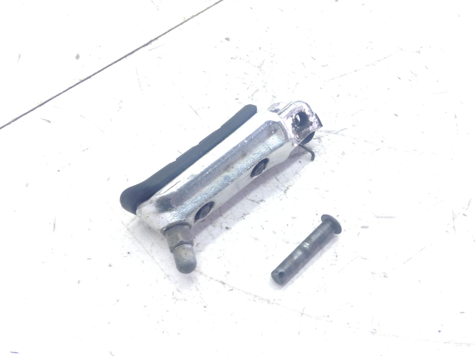 Honda hornet 600 pedana poggiapiede anteriore sinistra 2002 2002 pc36a02f