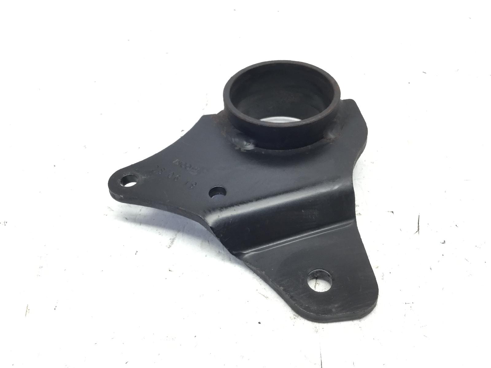 Piaggio medley ie abs 125 staffa supporto silent block 2016 2019 rp8ma0121