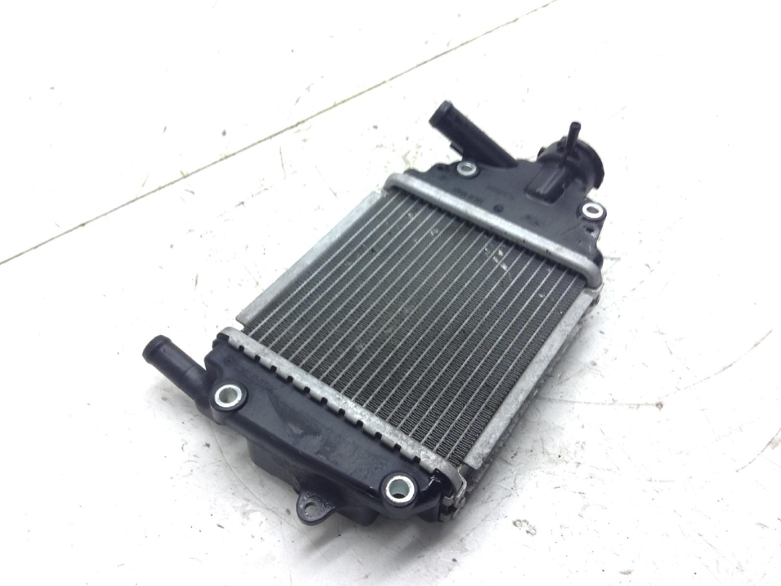 Piaggio medley ie abs 125 radiatore acqua liquido raffreddamento motore 2016 2019 rp8ma0121