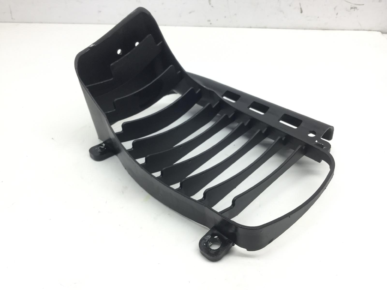 Piaggio vespa gts super abs km 0 300 griglia destra radiatore 2022 2024 md3103