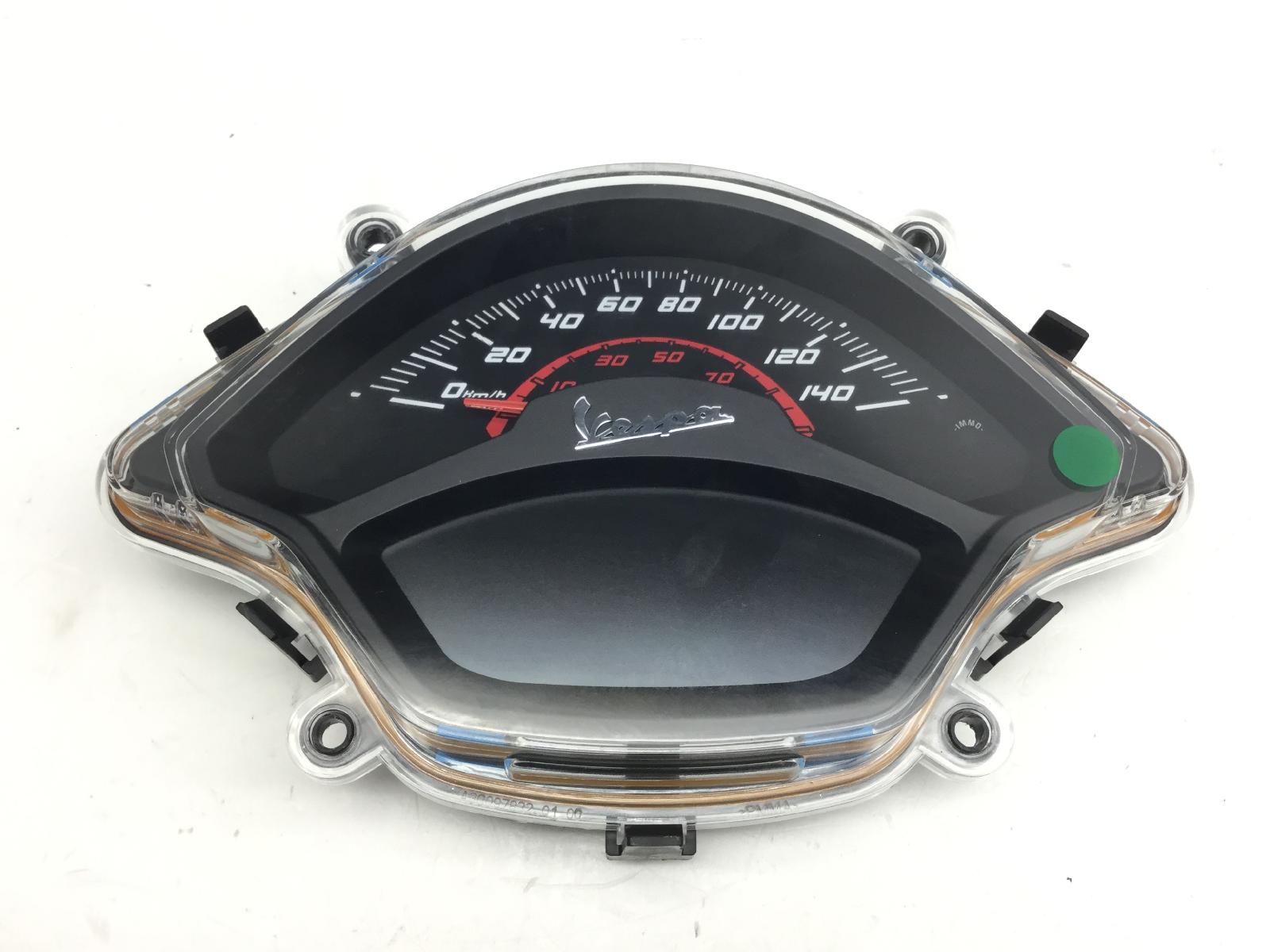 Piaggio vespa gts super abs km 0 300 strumentazione contachilometri 2022 2024 md3103