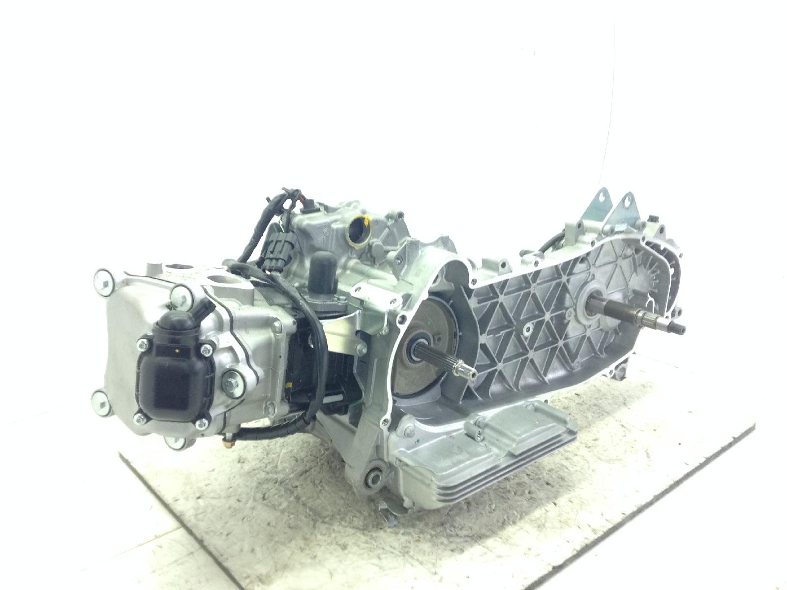 Piaggio vespa gts super abs km 0 300 blocco motore engine - mod. md31m 2022 2024 md3103