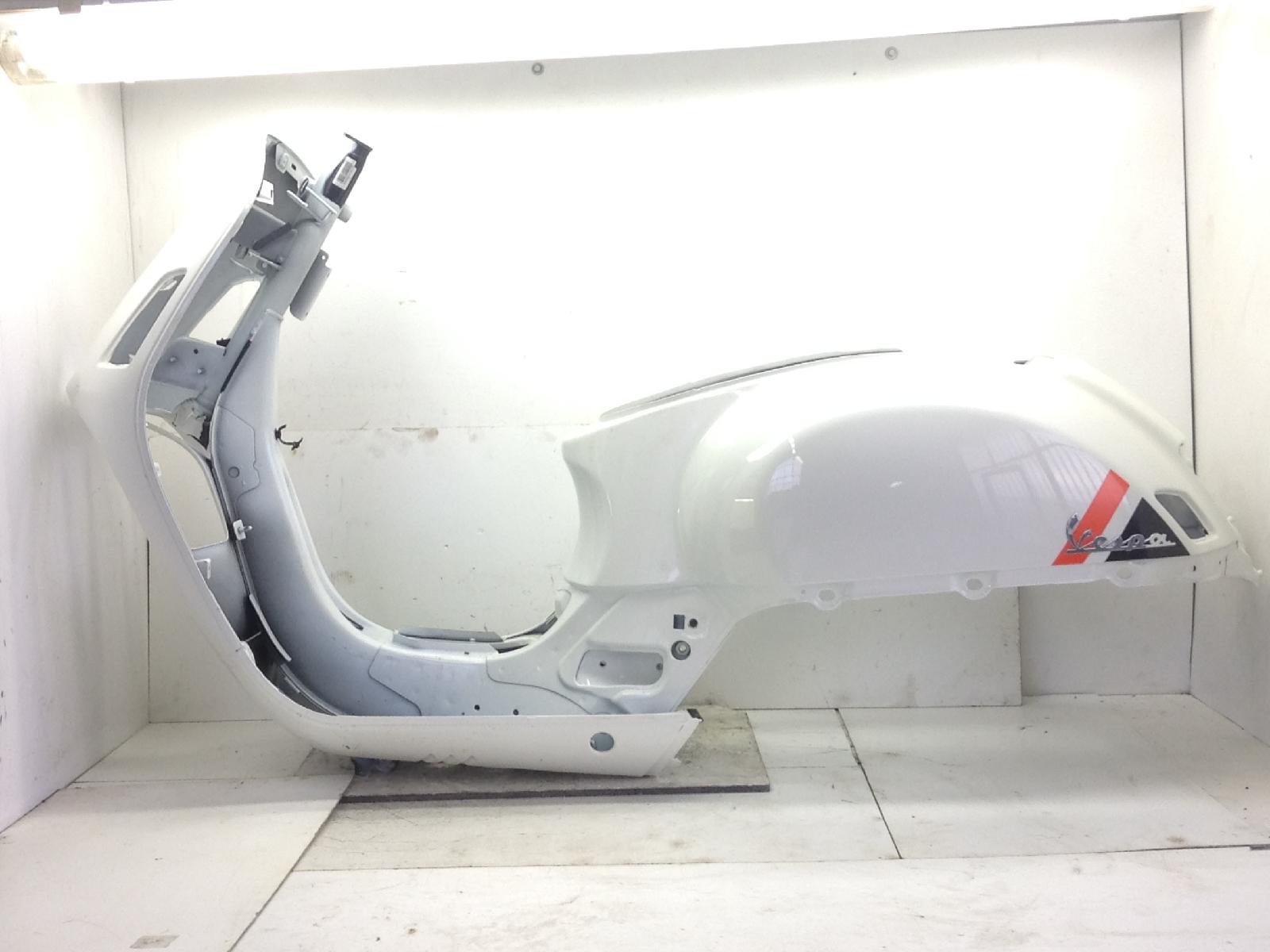 Piaggio vespa gts super abs km 0 300 telaio - leggi descrizione 2022 2024 md3103
