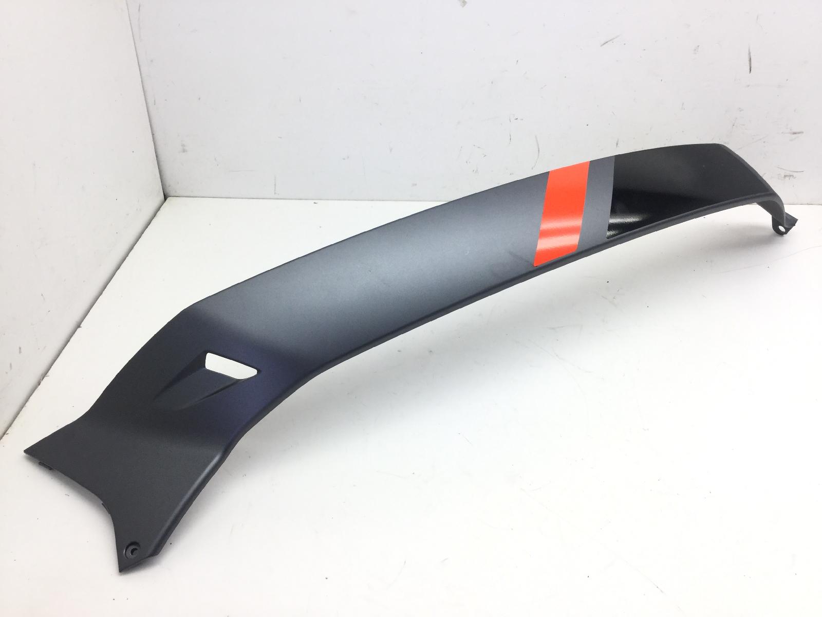 Piaggio vespa gts super abs km 0 300 carena fianchetto posteriore sinistro 2022 2024 md3103