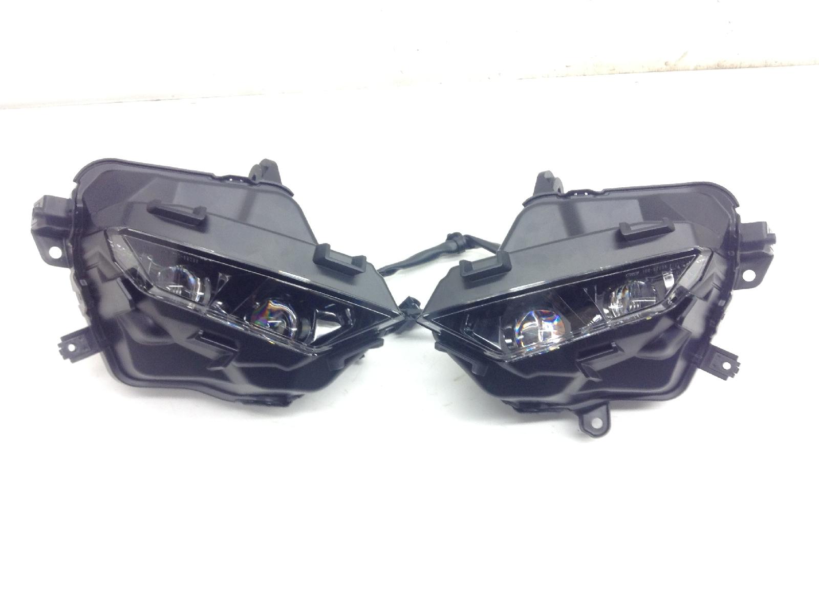 Honda cbr rr abs 600 gruppo faro fanale anteriore 2024 2026 pc69axrk