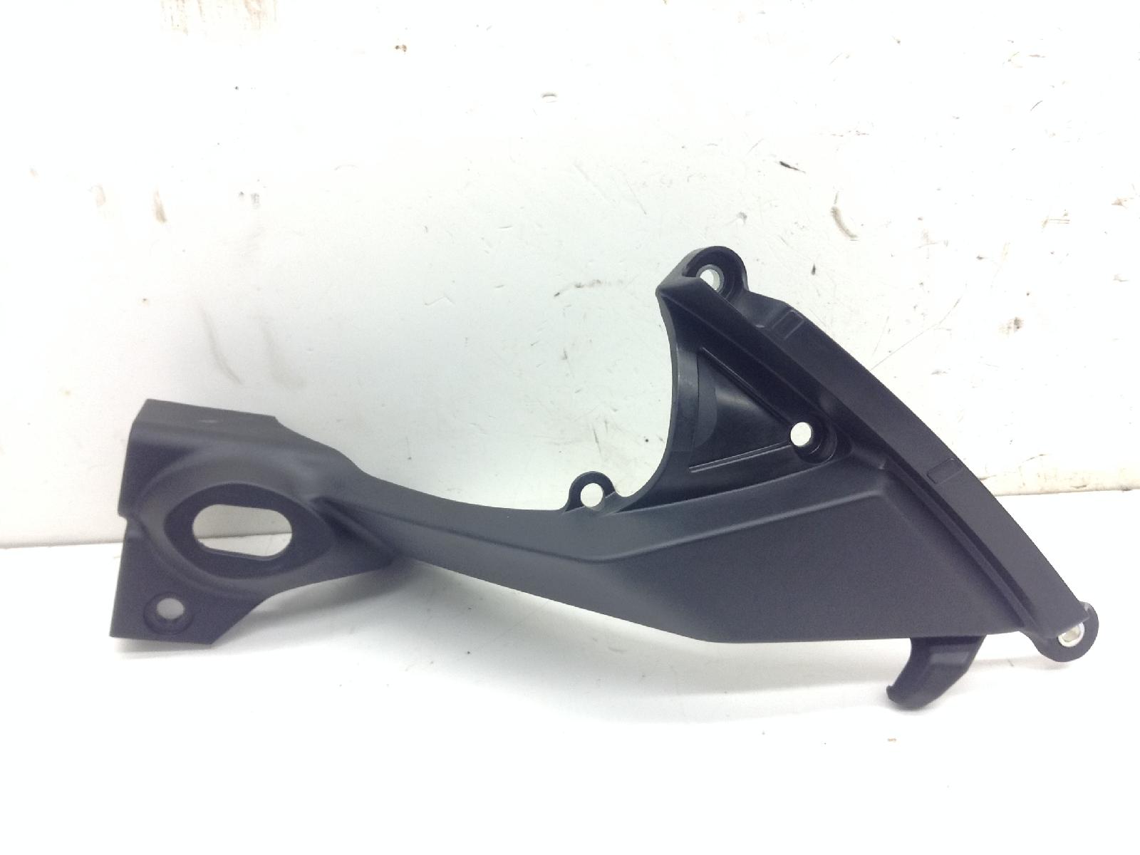 Honda cbr rr abs 600 staffa destra supporto parafango portatarga 2024 2026 pc69axrk