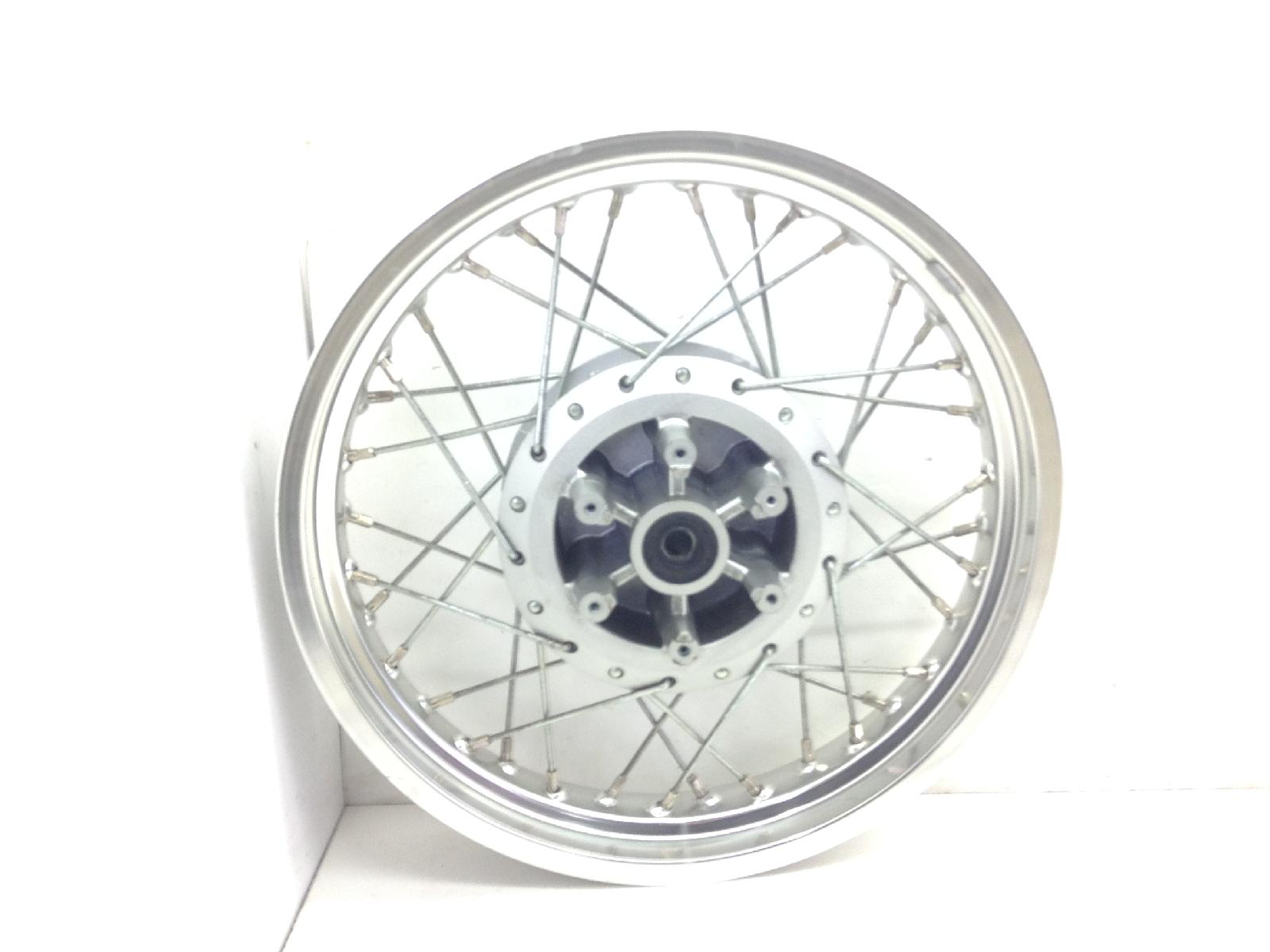 Benelli imperiale 400 cerchio ruota posteriore 18 x 3.00 2019 2020 p09001