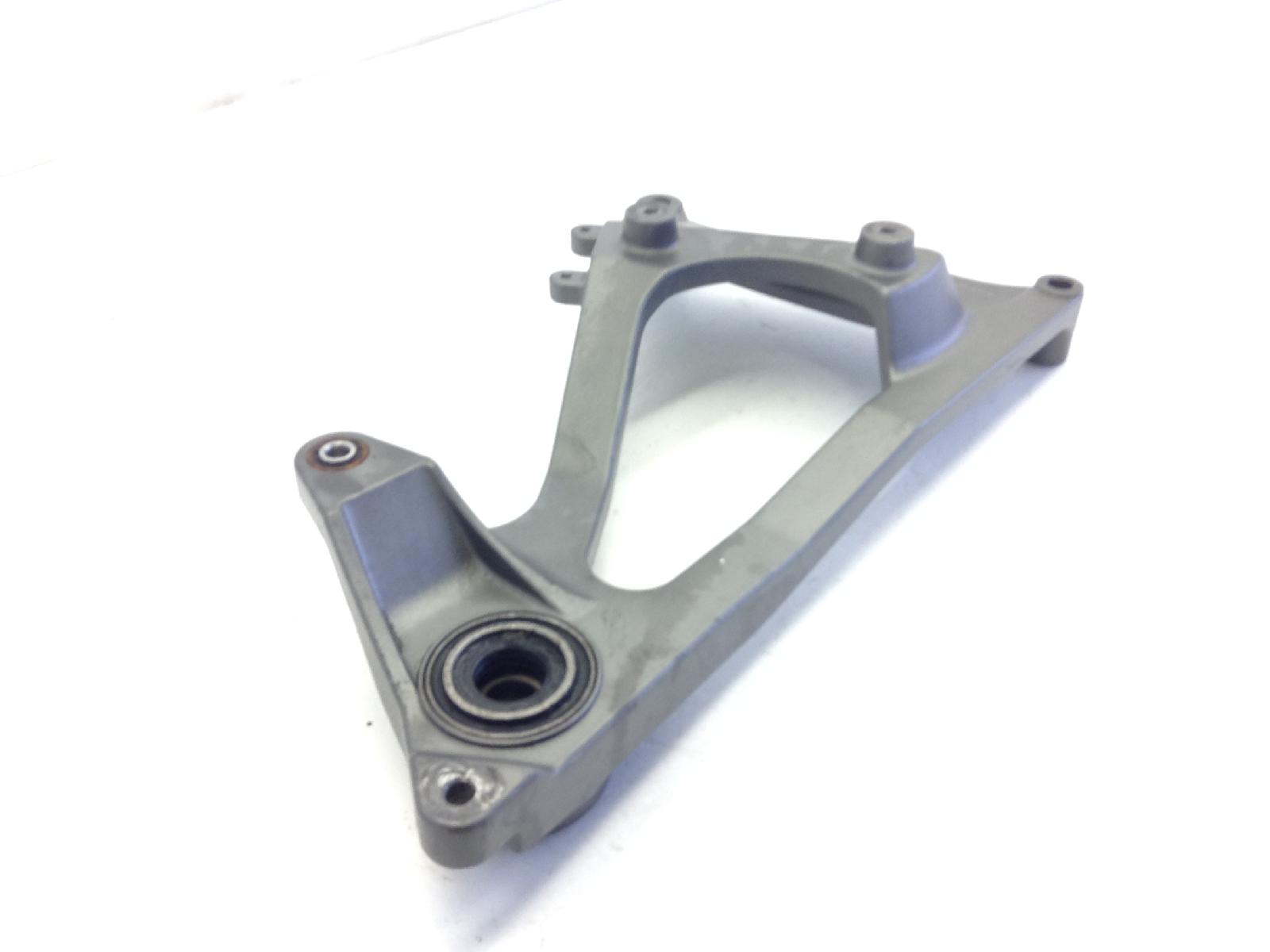 Benelli caffe' nero 125 staffa supporto scarico marmitta 2011 2012 zbnt13008bb