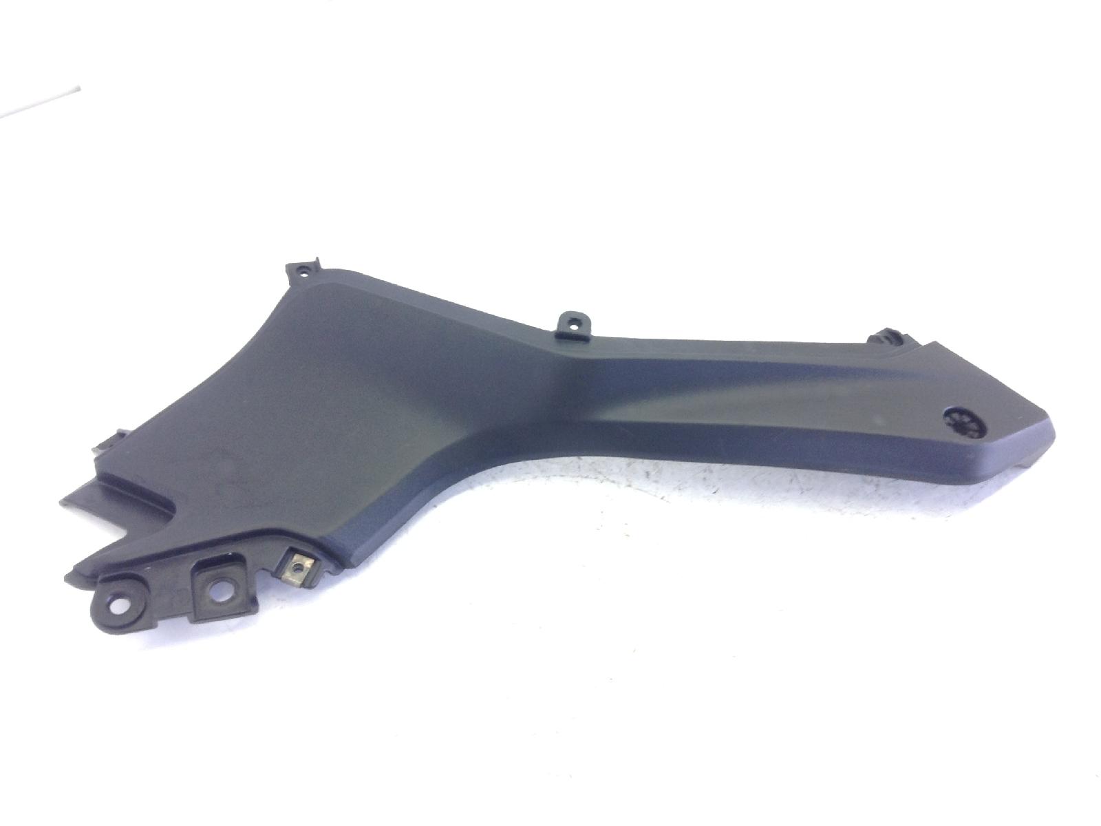 Ksr moto grs 125 carena laterale destra sottoserbatoio 2017 2020 v4u14006gb