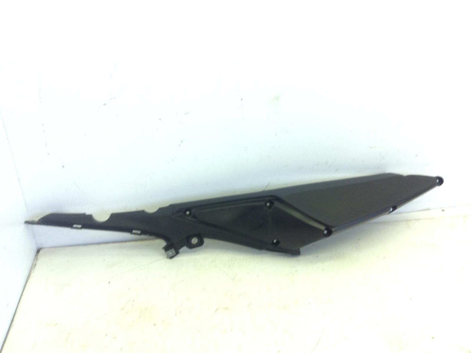 Ksr moto grs 125 carena fiancata posteriore inferiore destra 2017 2020 va4u1400