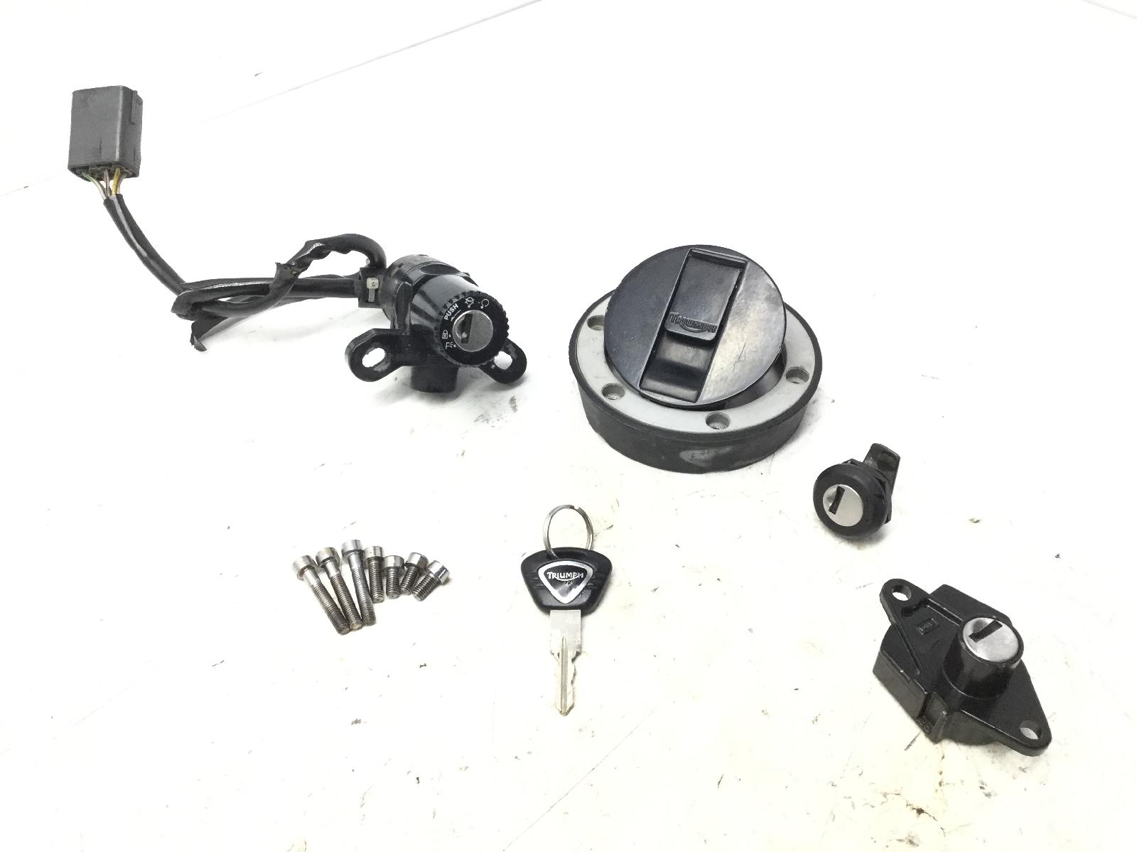 Triumph sprint gt abs 1050 blocchetto accensione tappo serrature e chiave 2010 2013 smttf6885jb