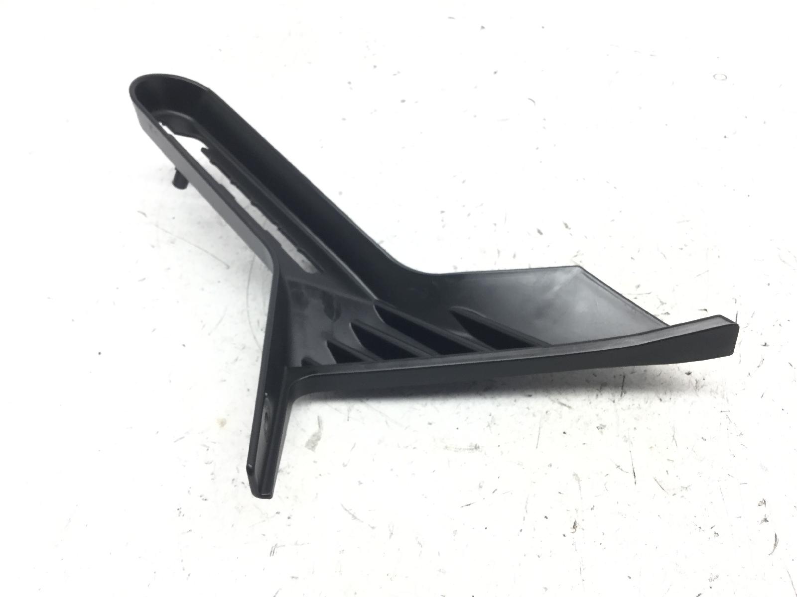 Benelli leoncino 800 tappo coperchio carena fianchetto destro 2023 2023 zbnp37004nbe