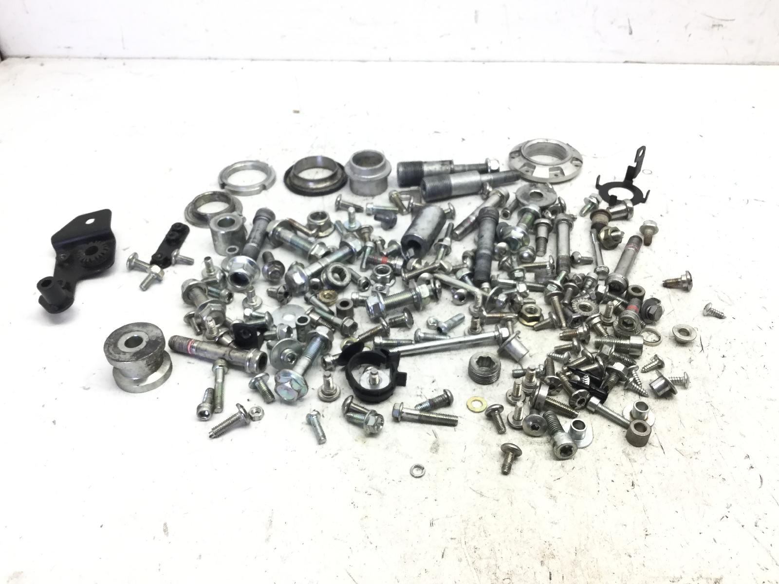 Benelli leoncino 800 kit viti bulloni bulloneria telaio assortiti 2023 2023 zbnp37004nbe